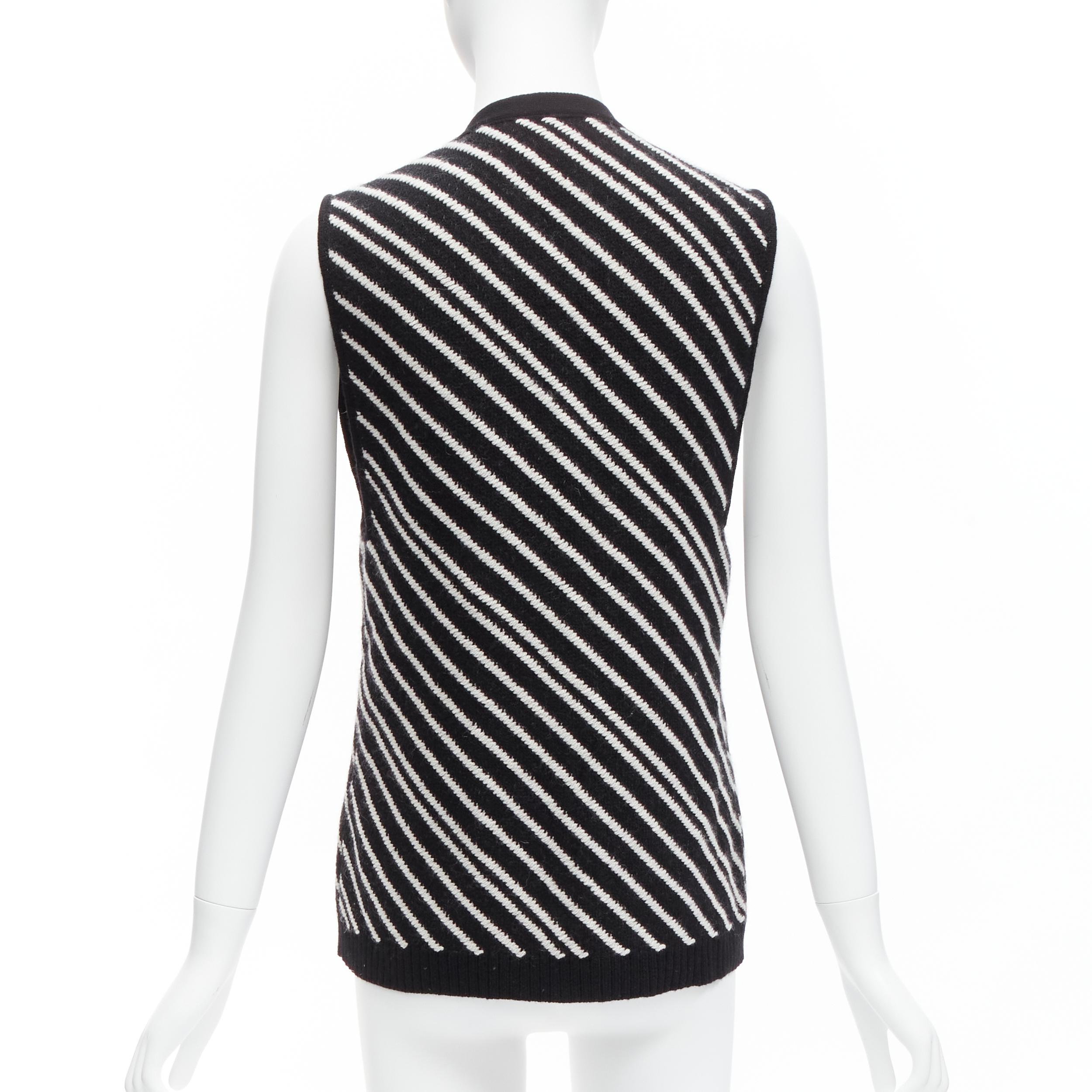 CHANEL 100% cashmere black white graphic stripes 4 pocket vest jacket FR34 XS For Sale 1
