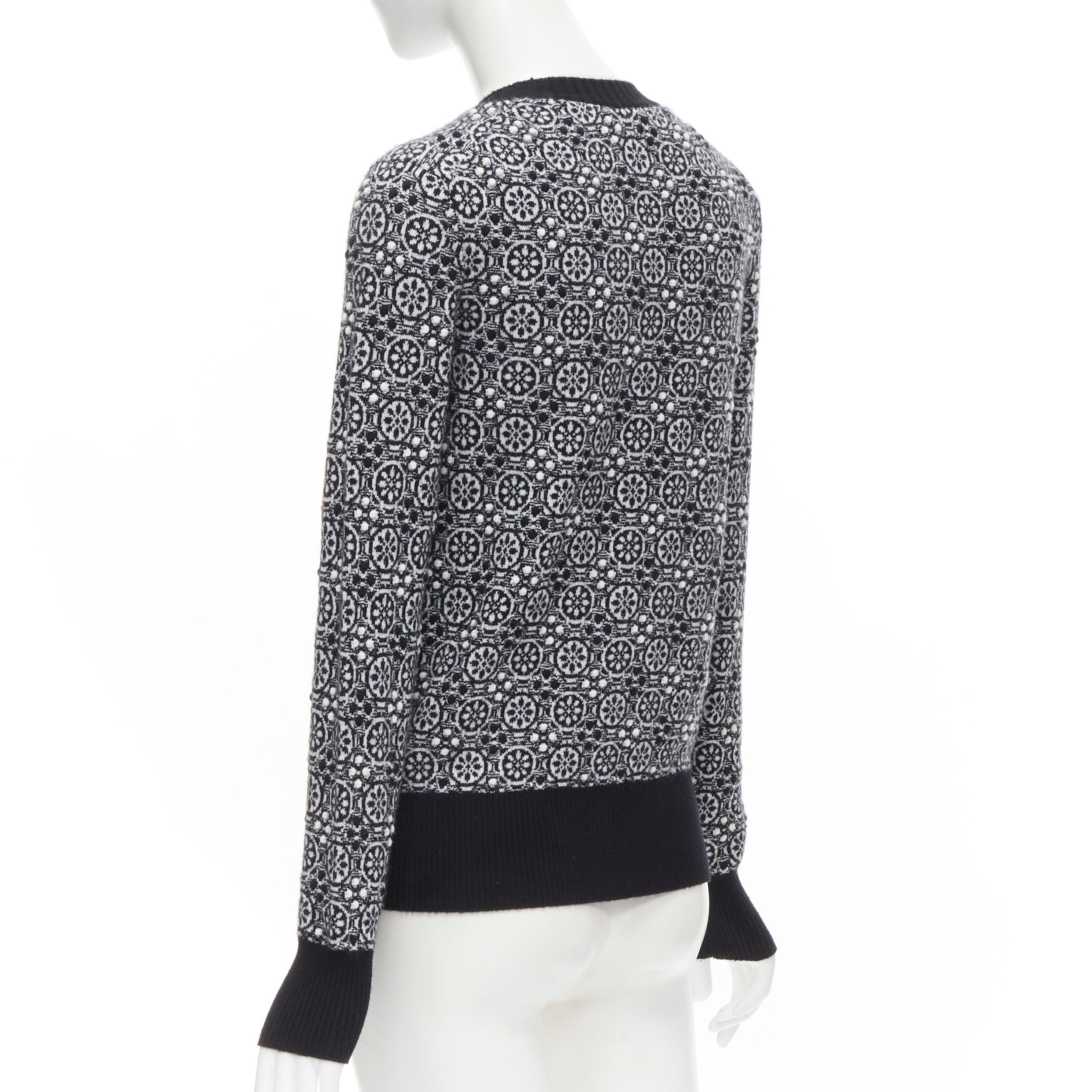 Black CHANEL 100% cashmere geometric pattern 3D Jacquard knit pullover sweater FR36 XS For Sale