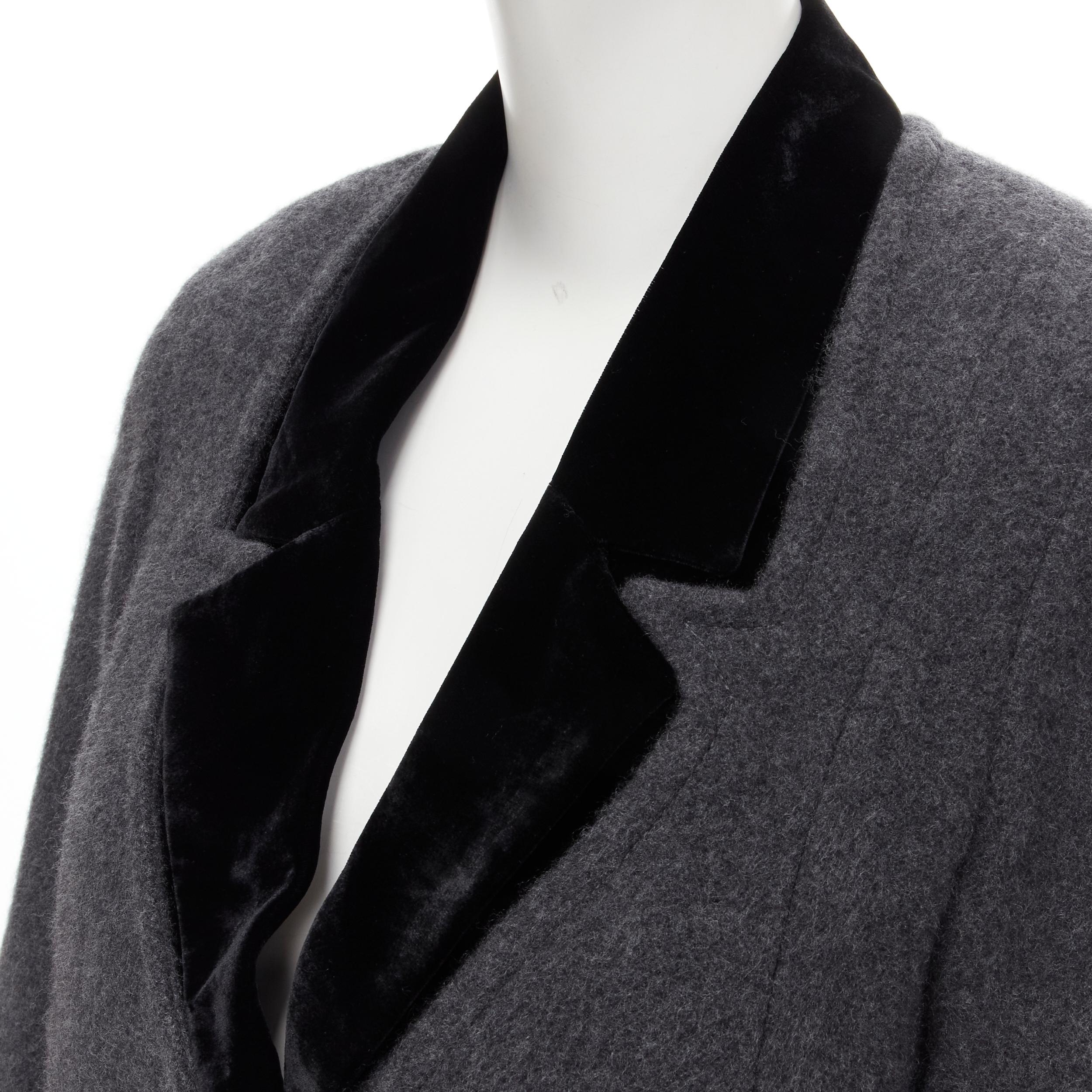 CHANEL 100% cashmere grey black velvet trimmed CC chain button rounded blazer  2