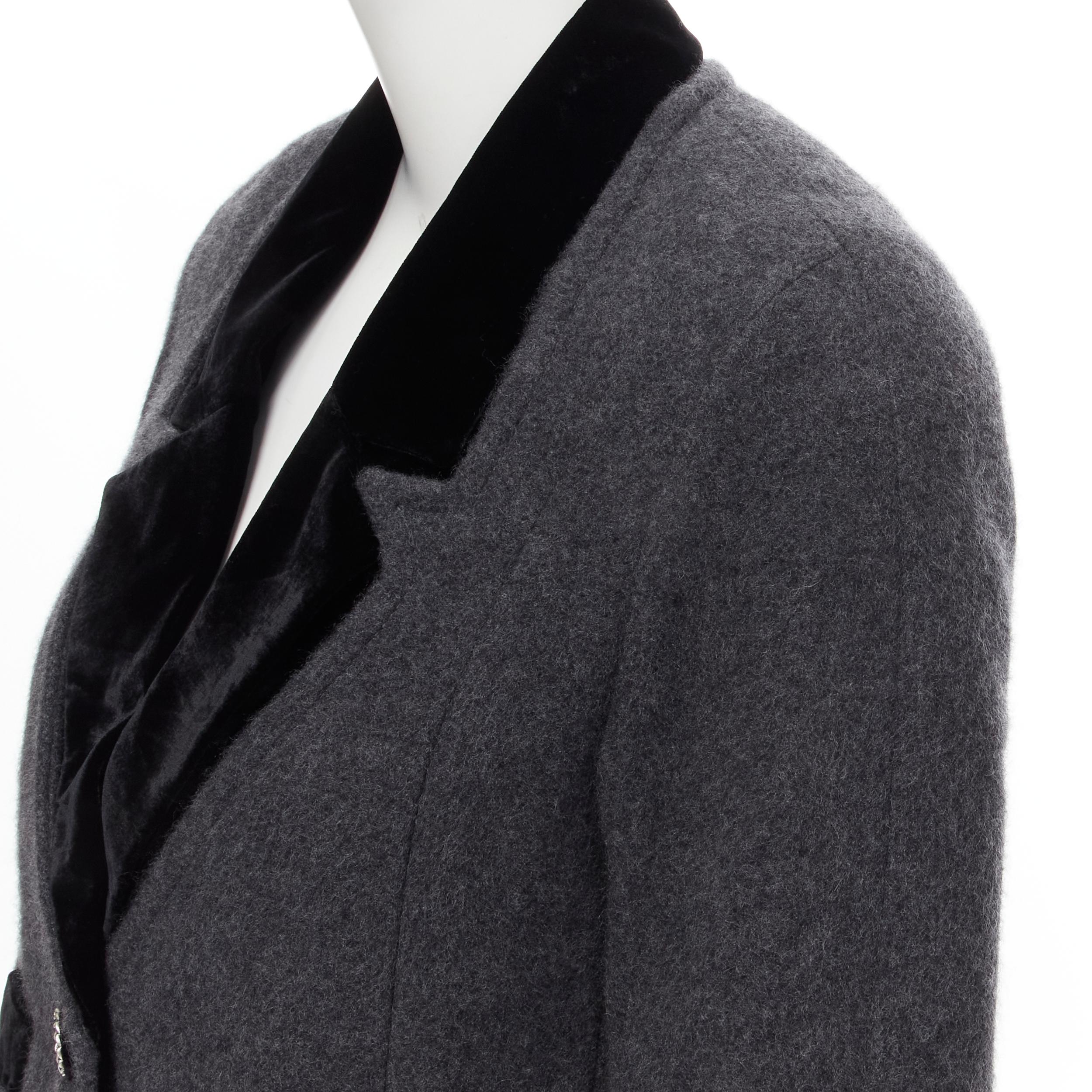 CHANEL 100% cashmere grey black velvet trimmed CC chain button rounded blazer  3