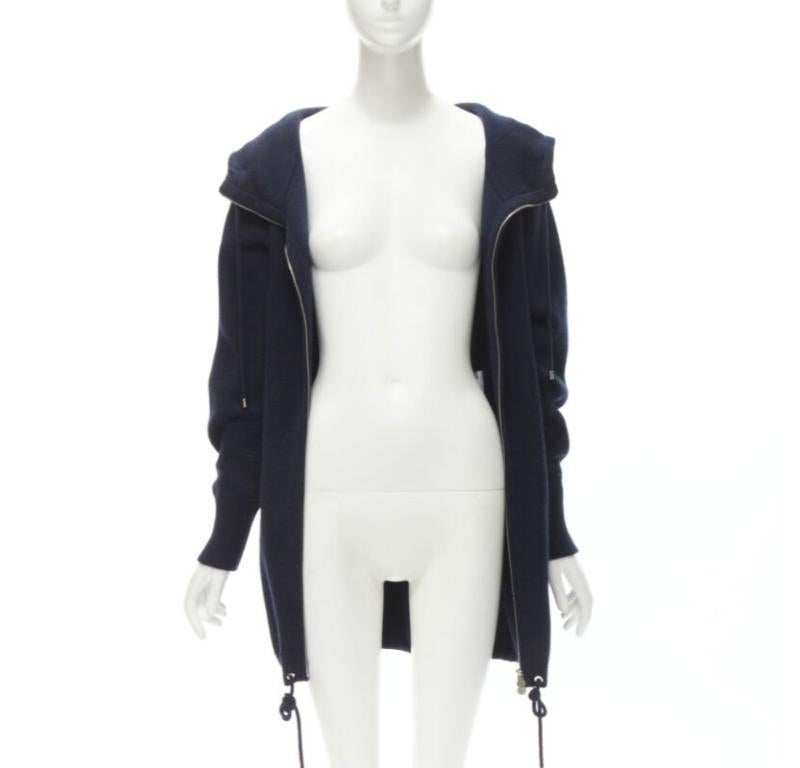 Noir CHANEL Pull à capuche zippé 100% cachemire marine argenté CC FR34 XS en vente