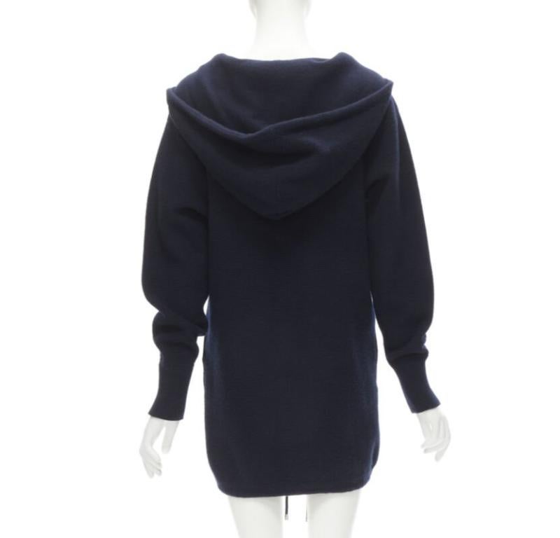 CHANEL Pull à capuche zippé 100% cachemire marine argenté CC FR34 XS en vente 1