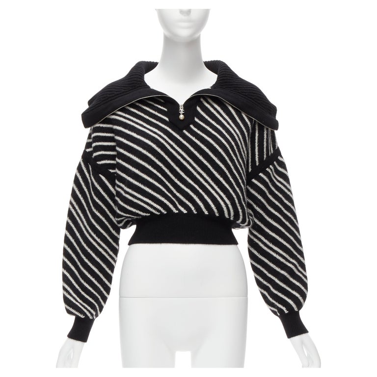 CHANEL 100% cashmere white diagonal stripe CC crystal logo cropped sweater  FR34 For Sale at 1stDibs