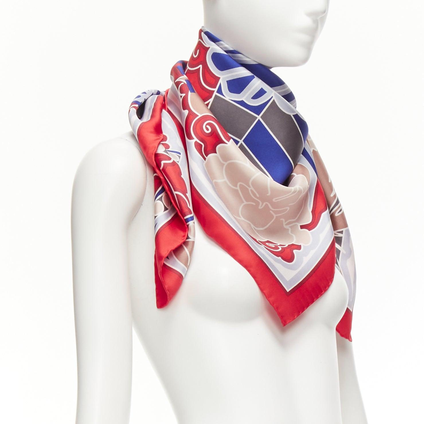 Beige CHANEL 100% silk red blue lion statue palm trees big square scarf For Sale