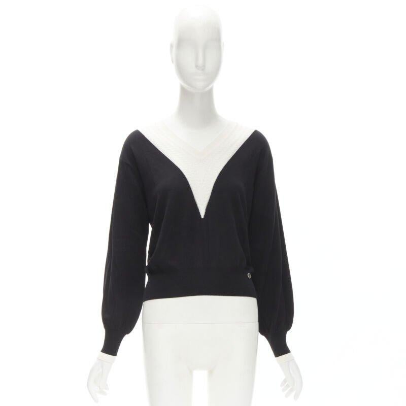 CHANEL 100% wool black white cable knit varsity collar CC charm sweater FR38 M For Sale 5