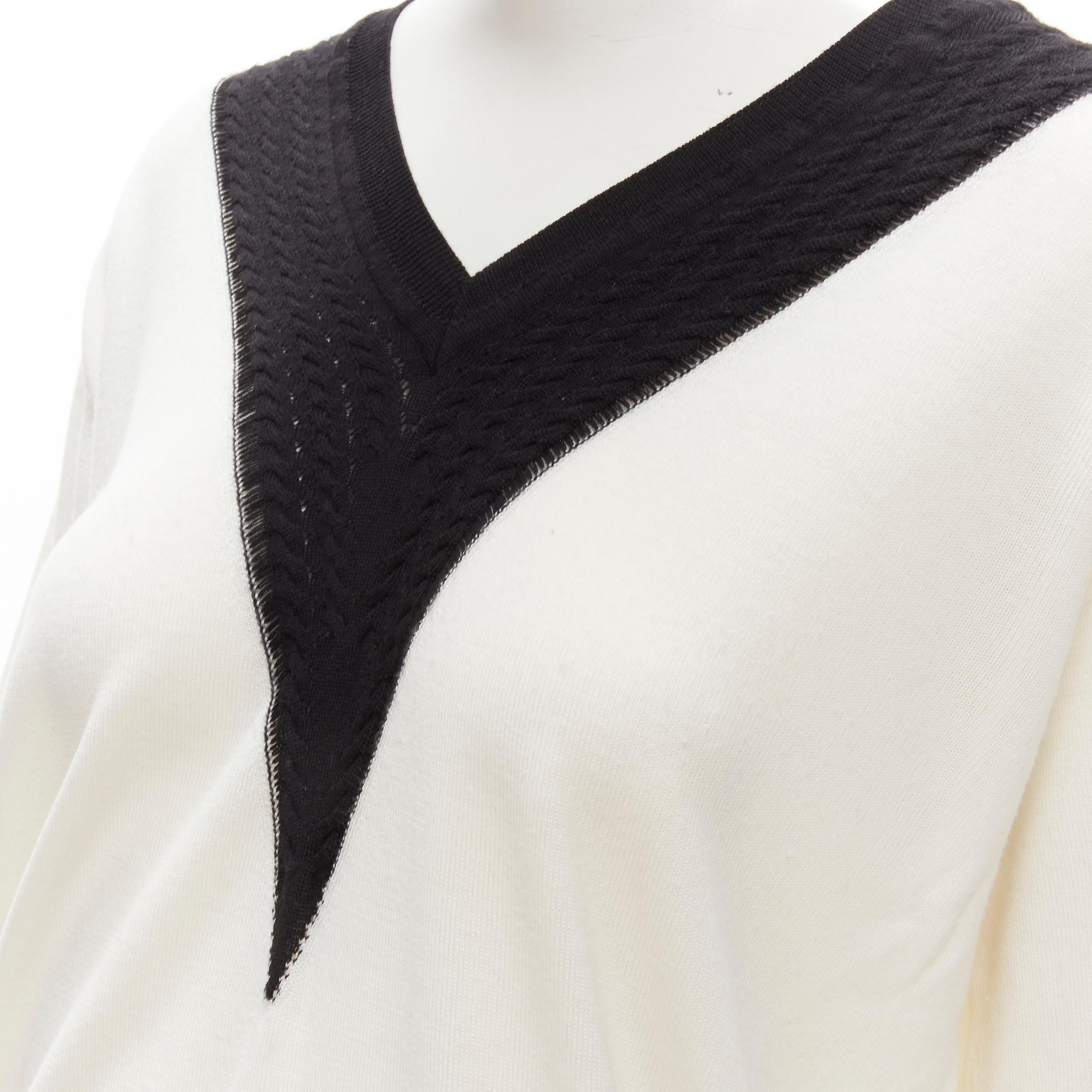 CHANEL 100% wool ivory white black intarsia chain schoolgirl sweater FR38 M For Sale 2