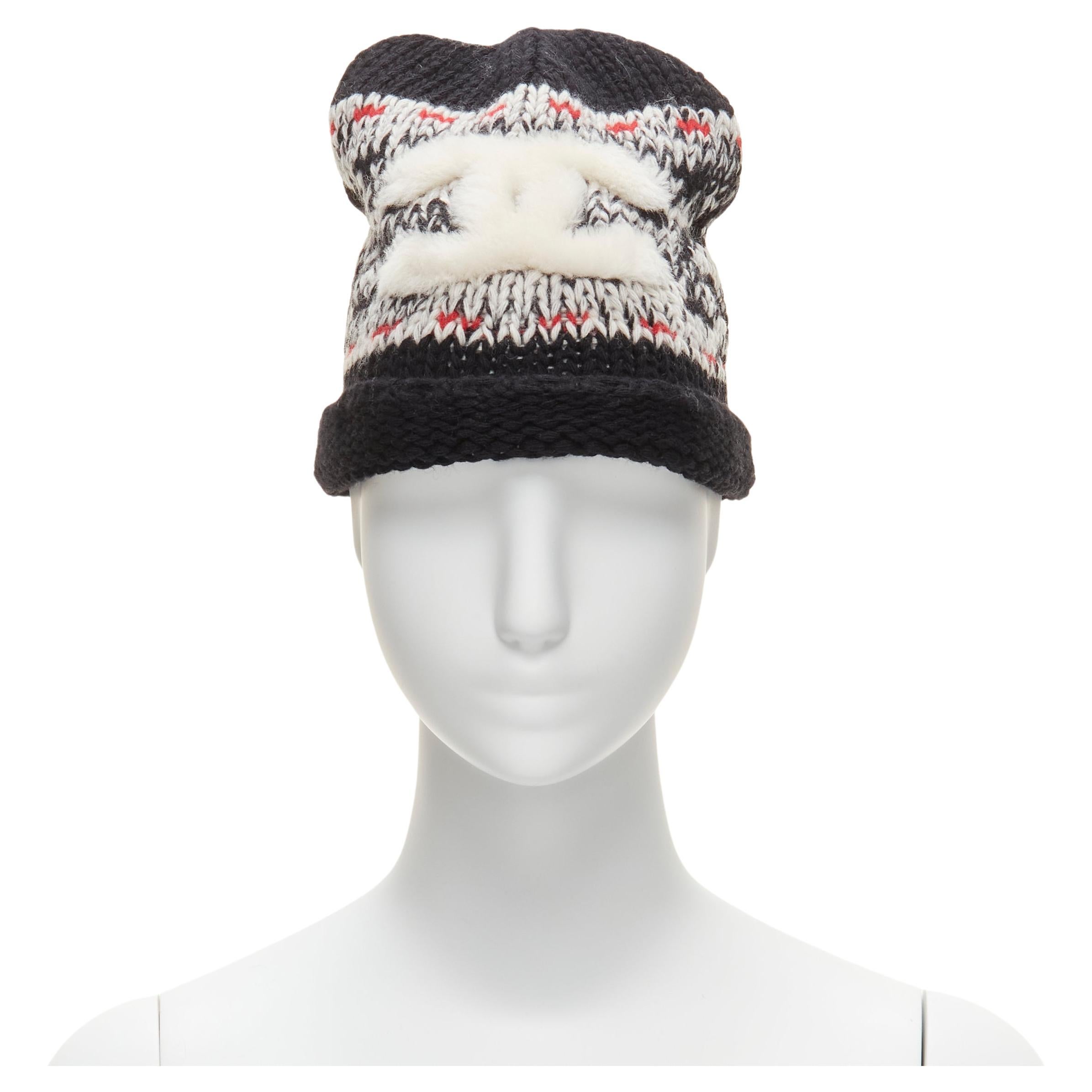 CHANEL 100% wool white CC logo pom pom black red intarsia beanie hat For Sale