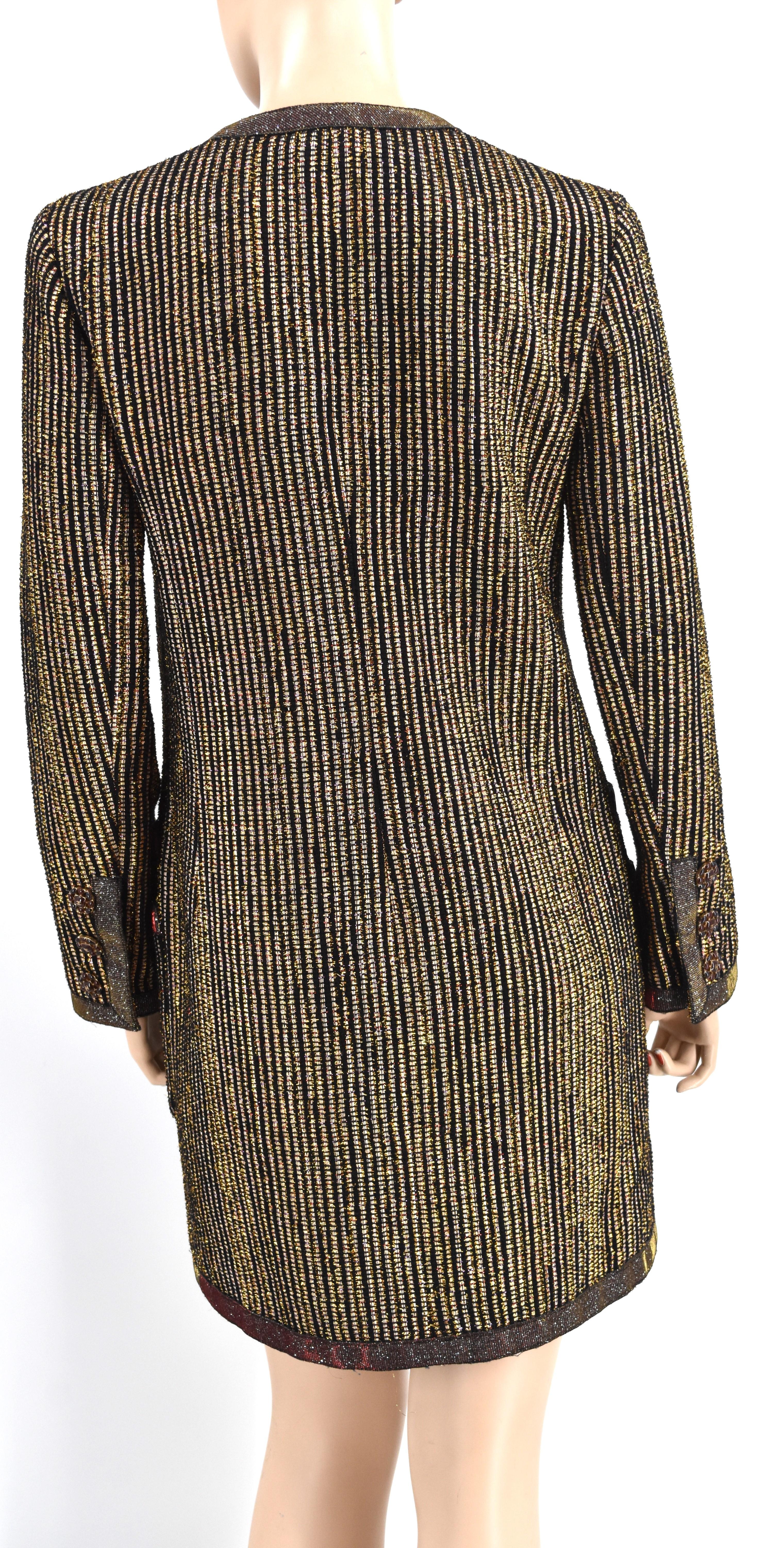 Black Chanel 10C Cruise 2010 Most Wanted Jacket CC Logo FR 38 For Sale