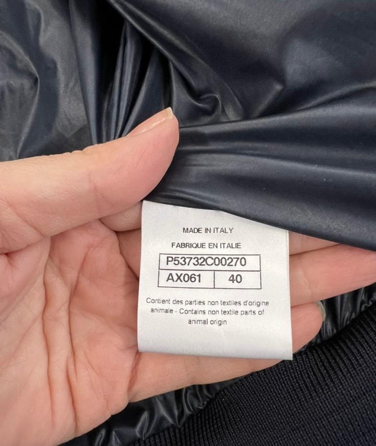 Chanel 10K$ CC Logo Metallic Leder Bomberjacke aus Leder 6