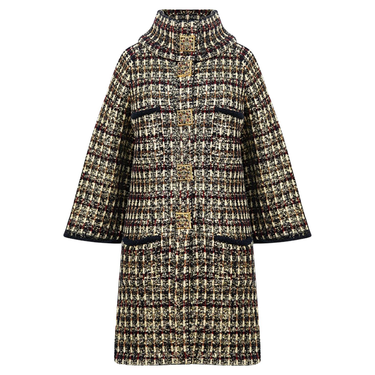 Chanel 10K$ Iconic Rare Jewel Gripoix Buttons Coat 34 FR For Sale
