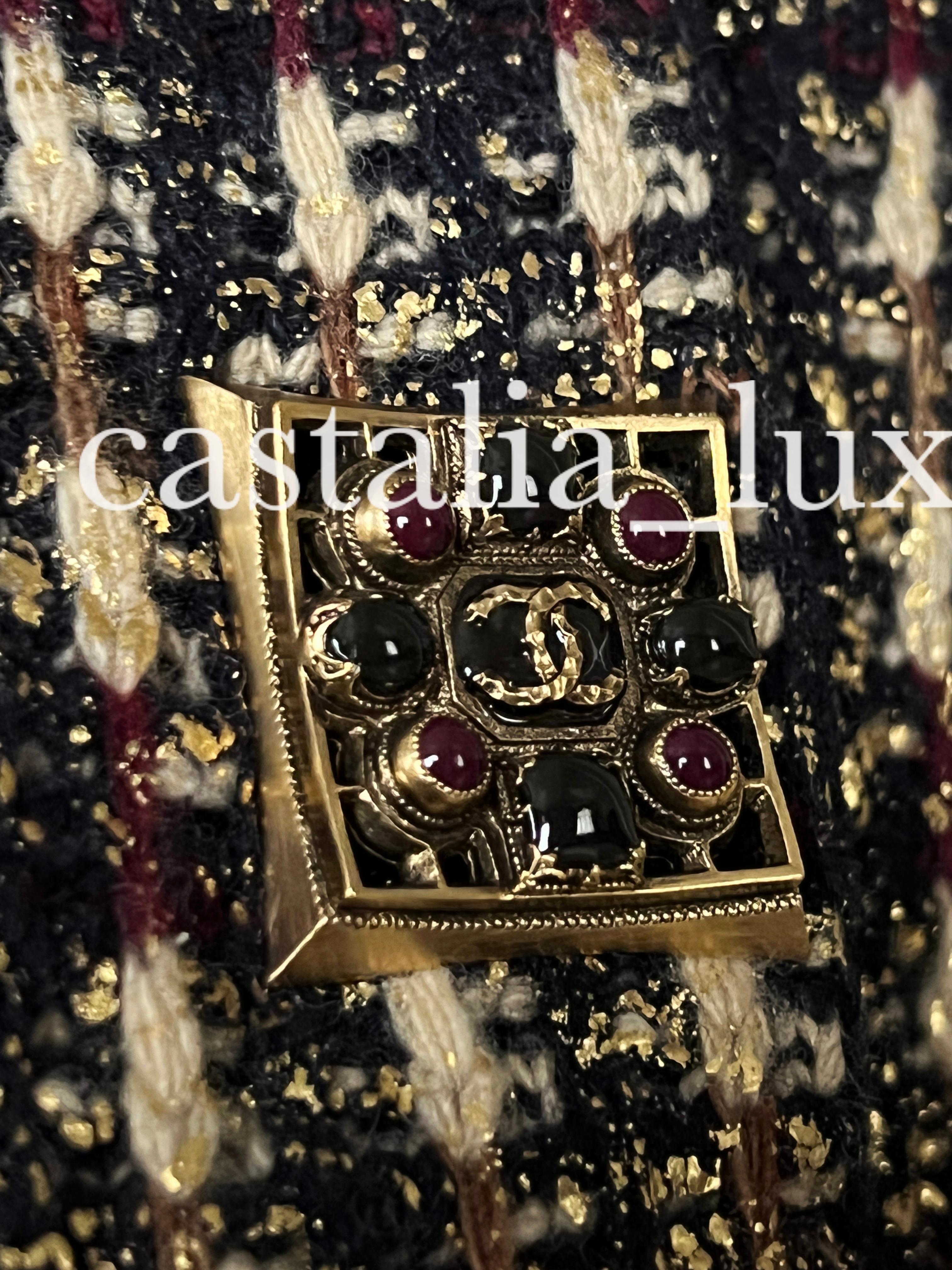 Chanel 10K Iconic Rare Jewel Gripoix Buttons Coat For Sale 14