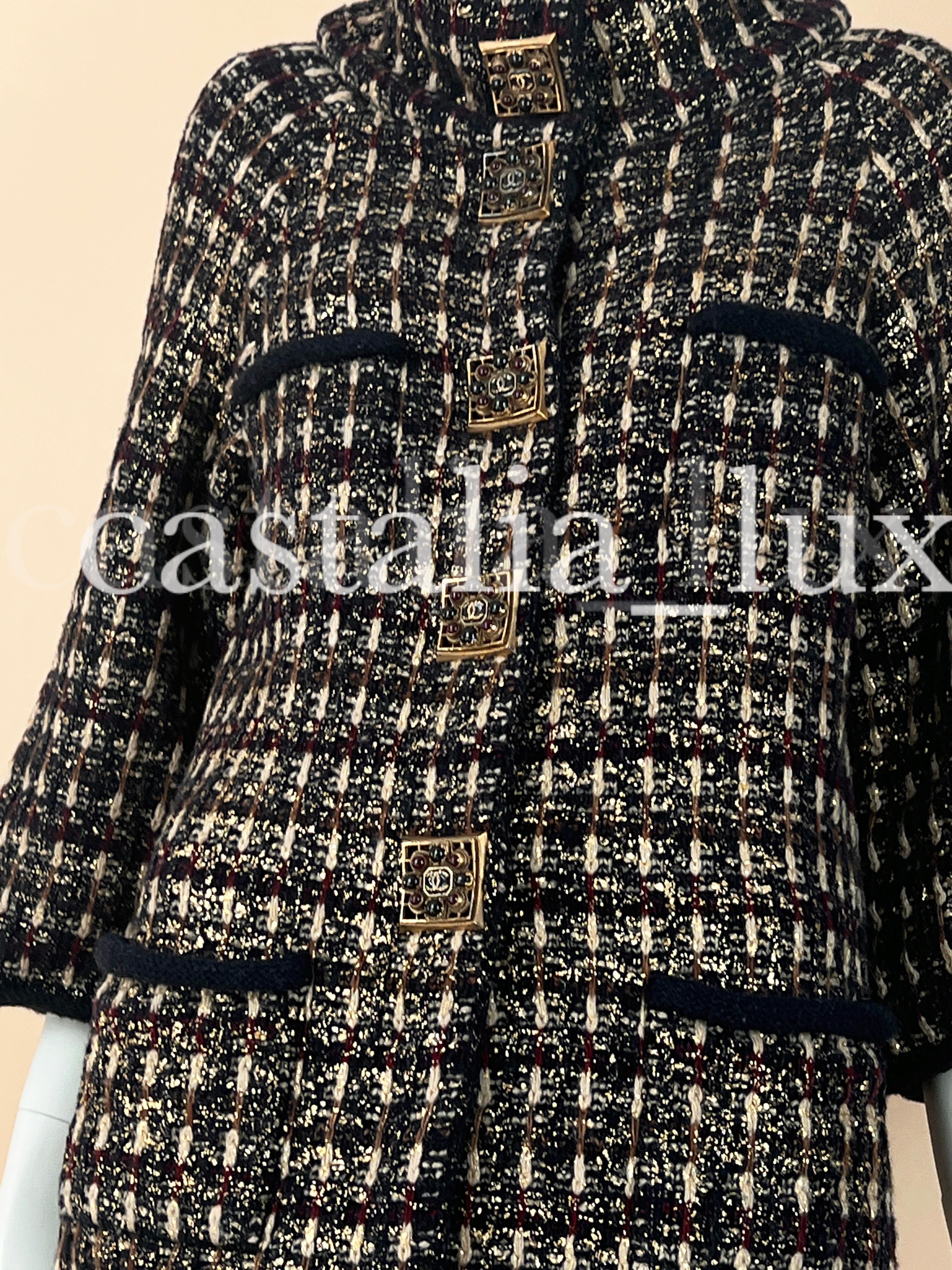 Chanel 10K Iconic Seltener Juwel Gripoix Mantel mit Knöpfen im Angebot 5