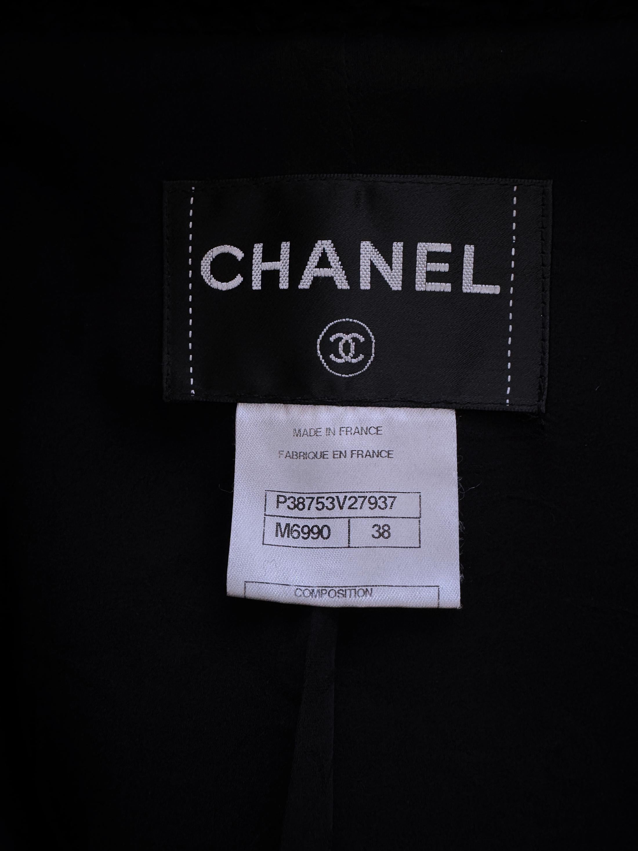 Chanel 12K$ Arctic Ice Black Fluffy Tweed Coat 38 FR For Sale 13
