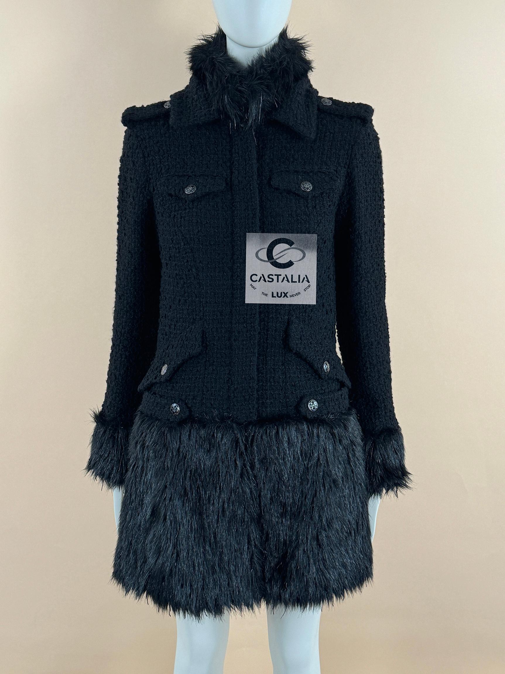 Women's or Men's Chanel 10K$ Jewel Embellished Black Tweed Coat