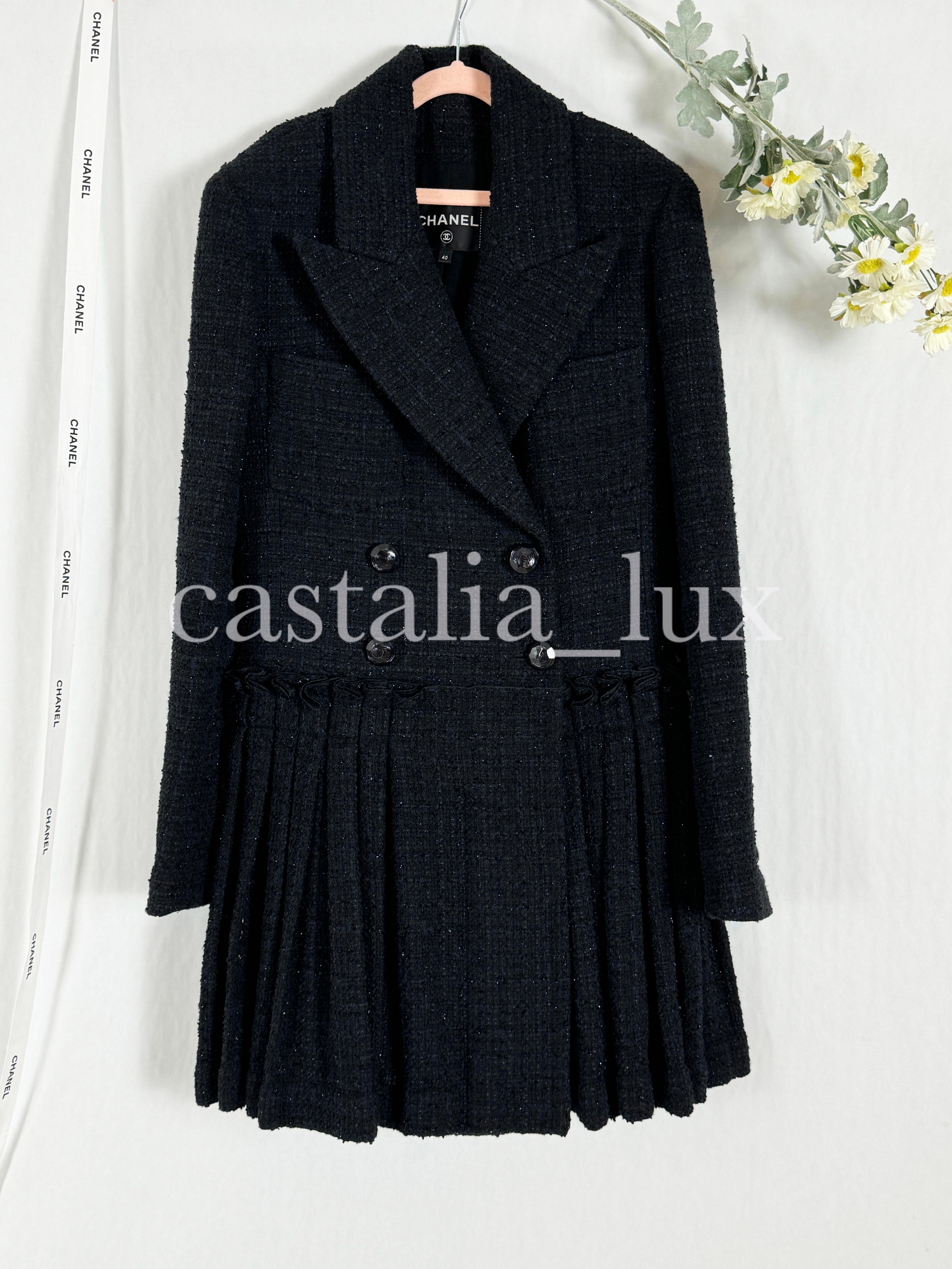 Chanel 10K$ New Runway Black Jacket Robe 4