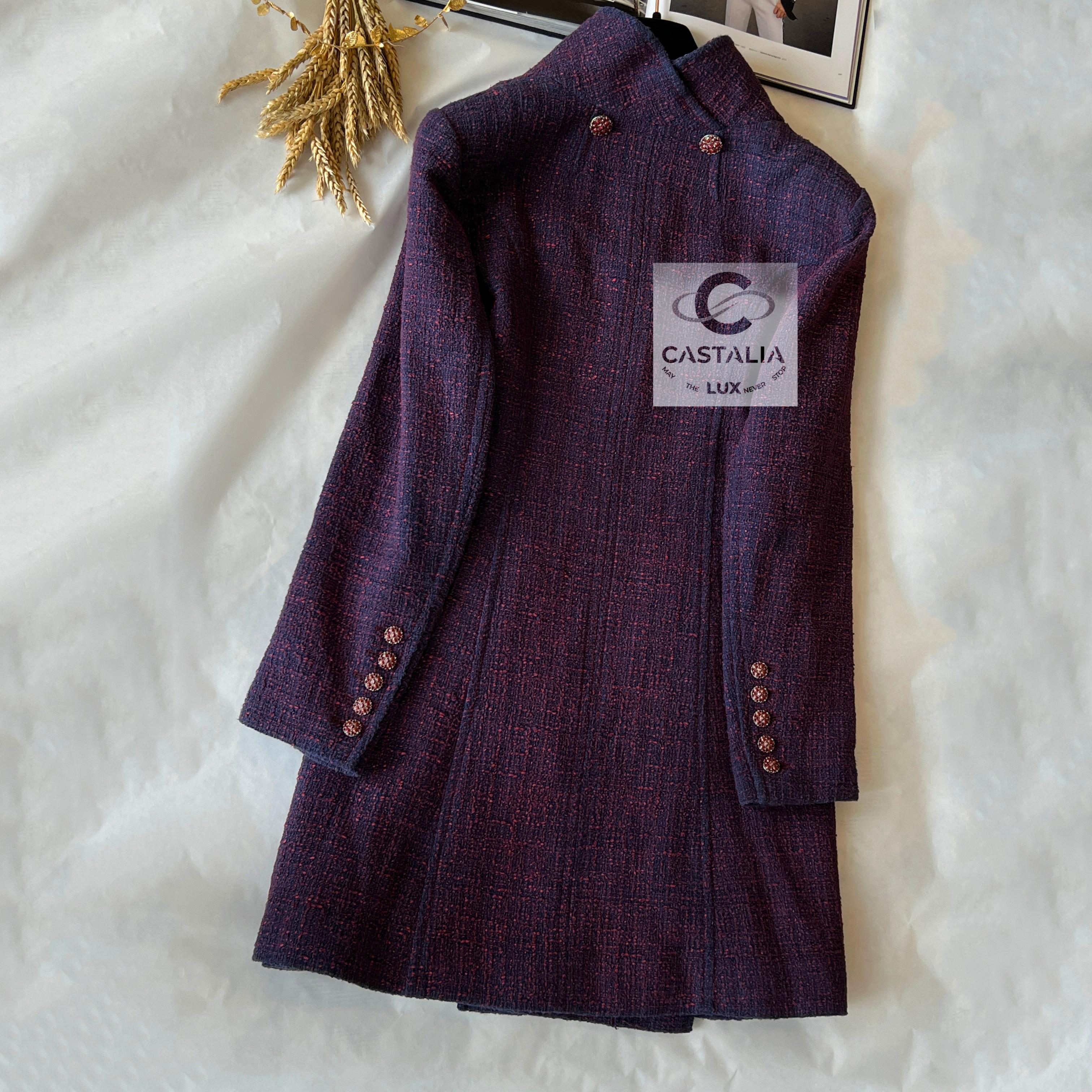 Chanel 10K$ Paris / Bombay CC Jewel Buttons Tweed Coat 8