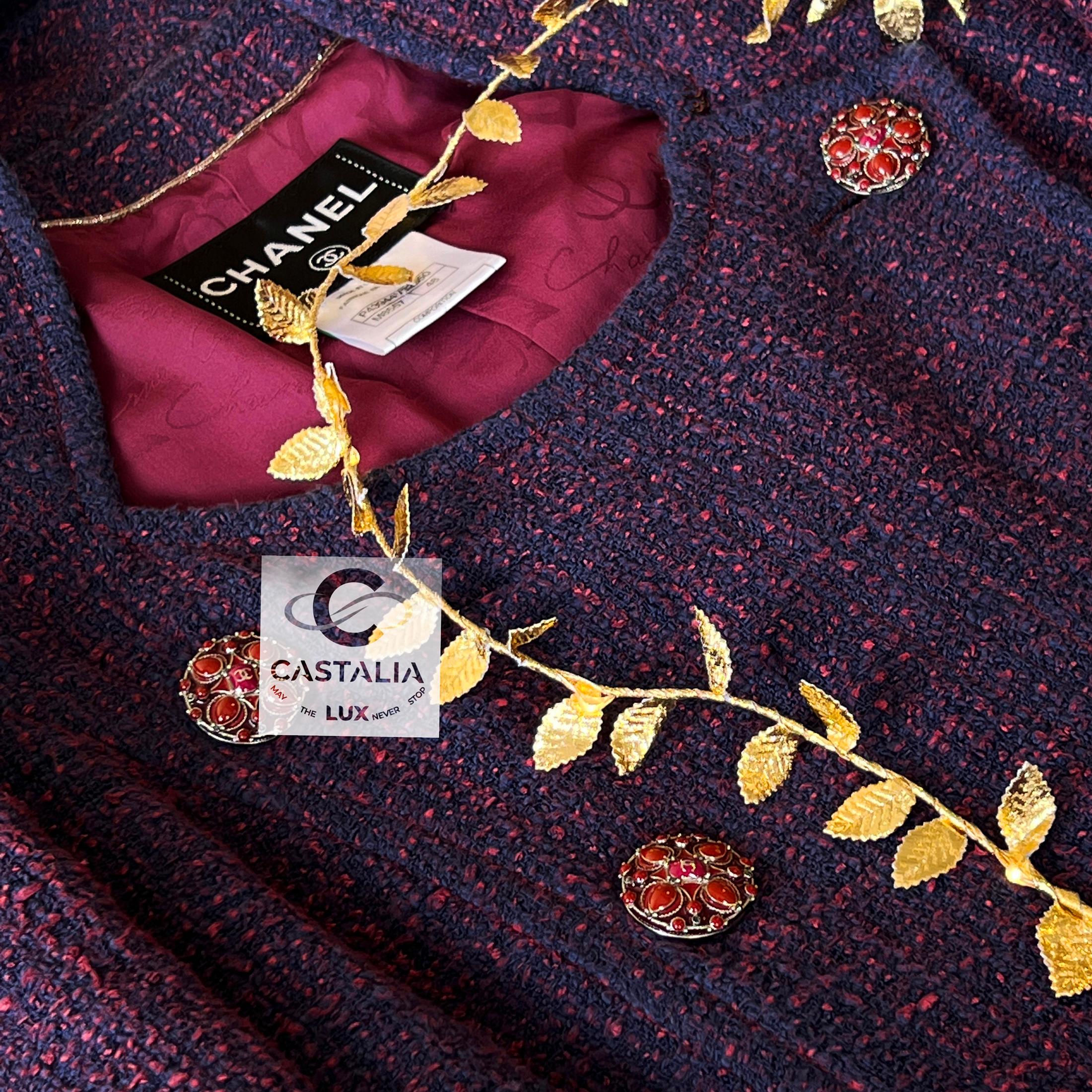 Chanel 10K$ Paris / Bombay Jewel Buttons Tweed Coat 48 FR For Sale 1