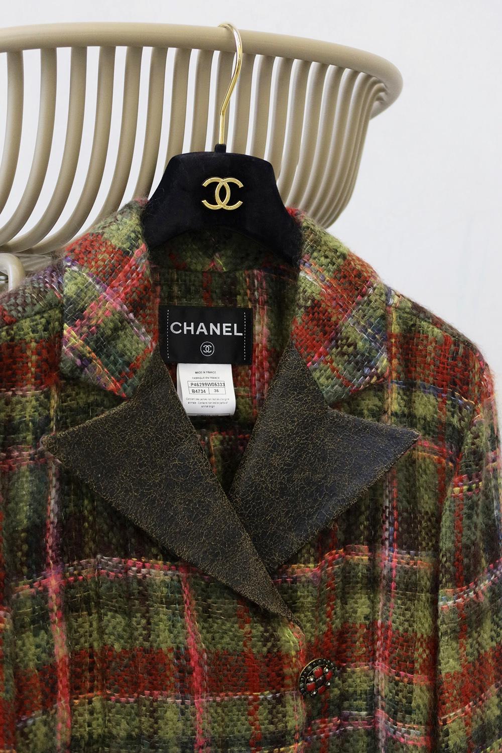 Chanel 10K$ Rare Paris / Edinburgh Tweed Jacket 3