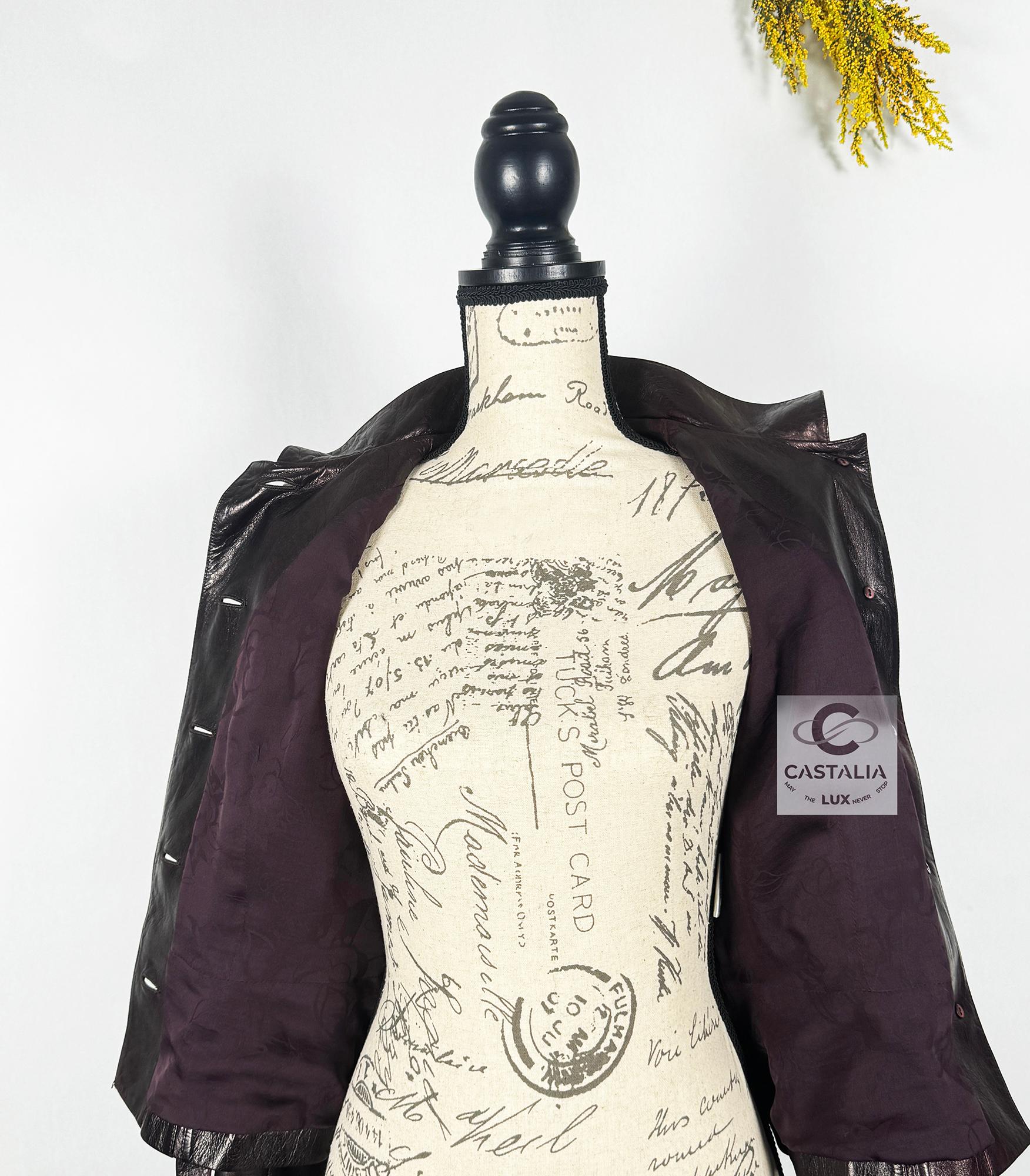 Chanel 10K$ Rarest Paris / Bombay CC Buttons Leather Jacket 8