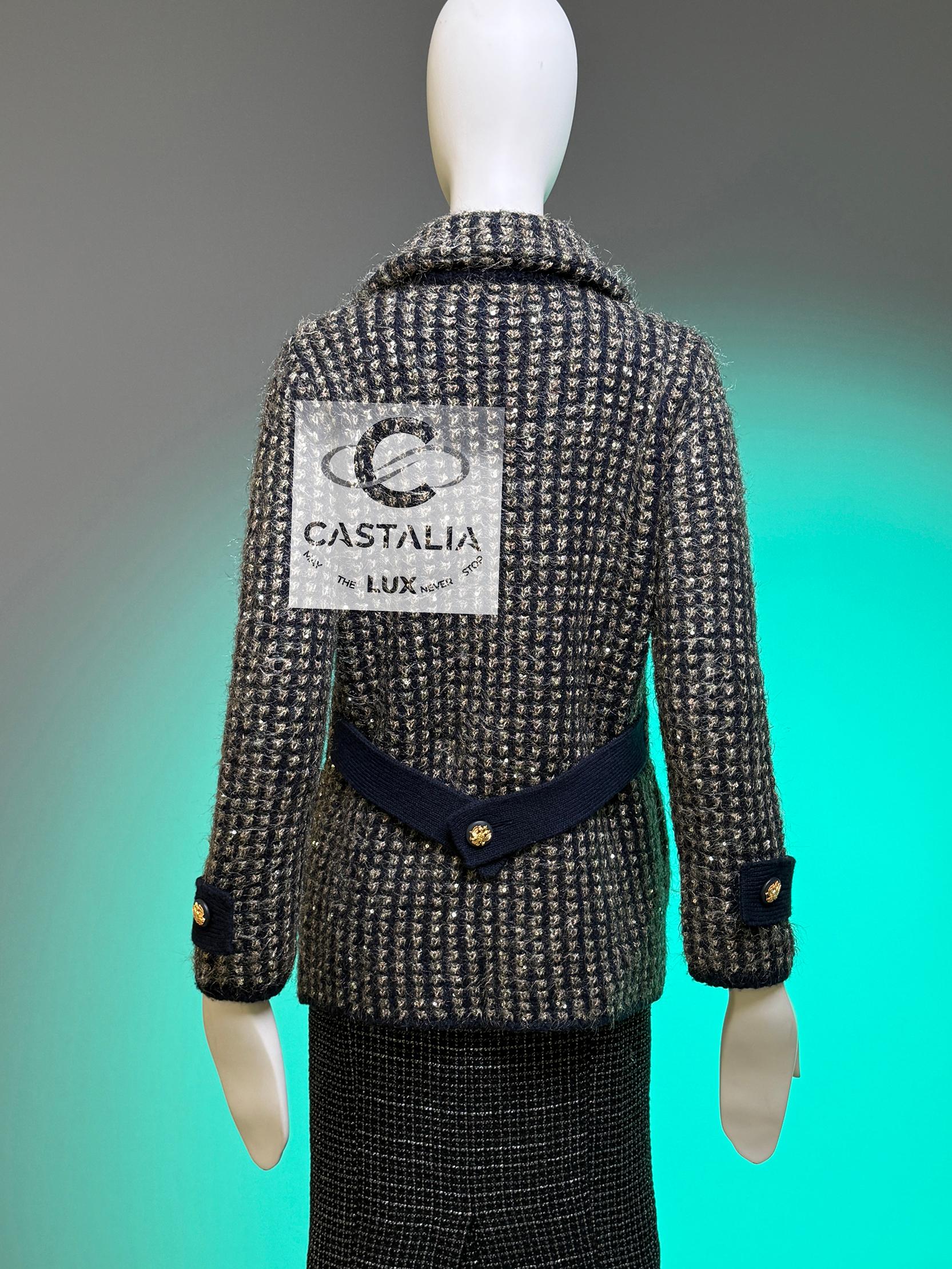 Chanel 10K$ Sequin Cashmere Jacket with CC Eagle Buttons 38 FR For Sale 13