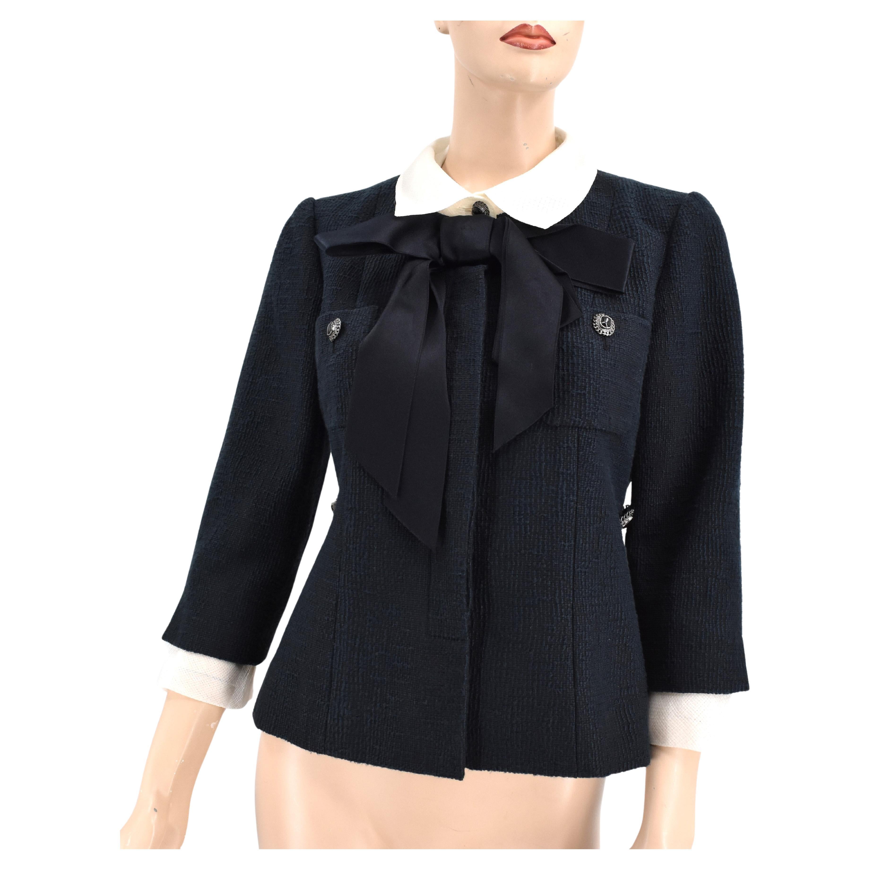 Chanel 10P Spring 2010 Runway Bow Jacket Blue 40 New For Sale