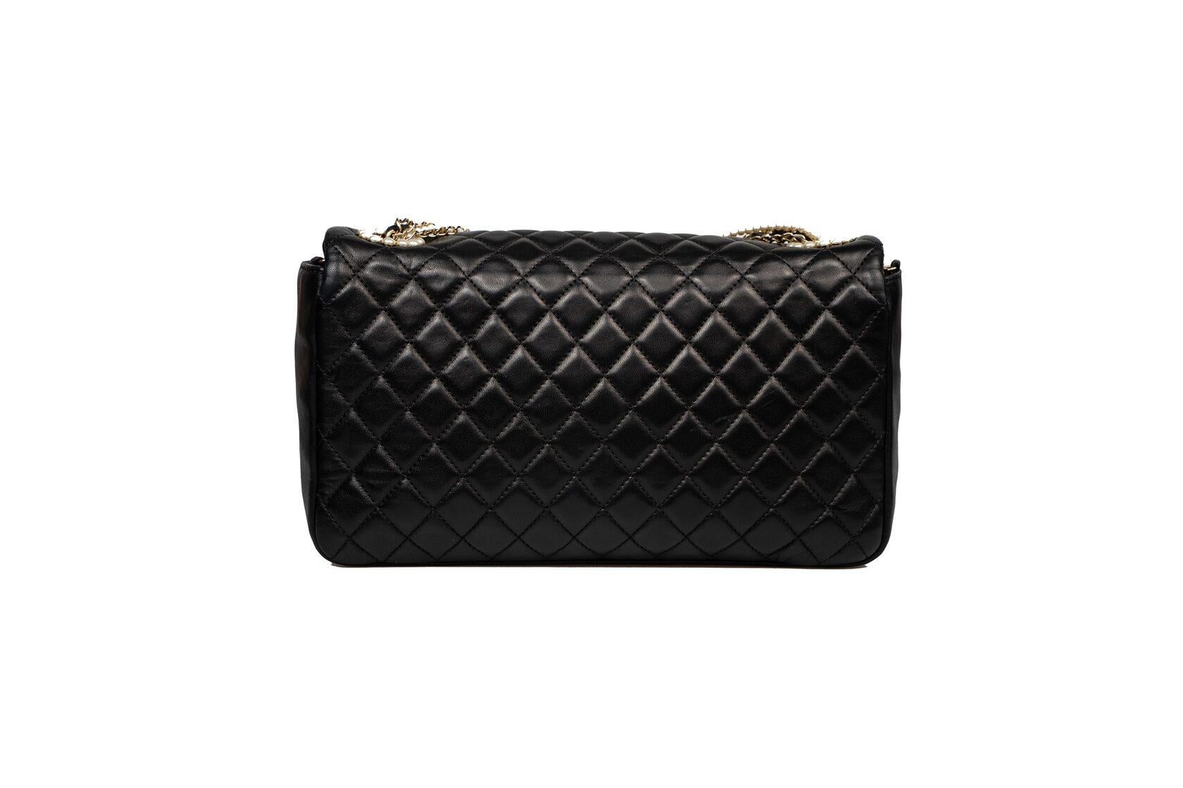 Black Chanel 11.12 Classic Diamond Stitch Pearl Medium Classic Westminster Flap Bag For Sale