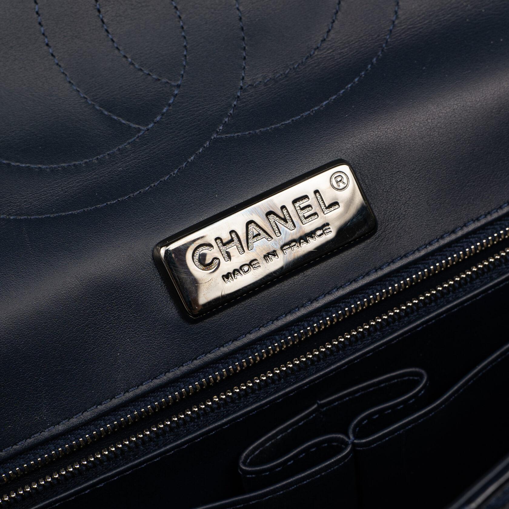 Chanel 11.12 Classic / Timeless Jumbo Double Flap Alligator For Sale 7