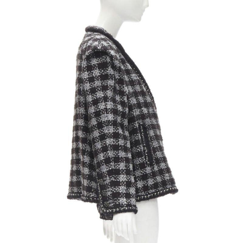 Donna CHANEL 11A Fantasy Tweed nero argento a quadri con collo asimmetrico FR44 XL in vendita