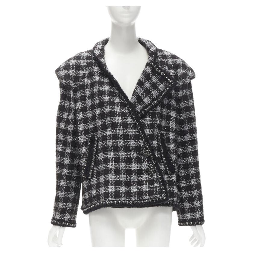 CHANEL 11A Fantasy Tweed nero argento a quadri con collo asimmetrico FR44 XL in vendita