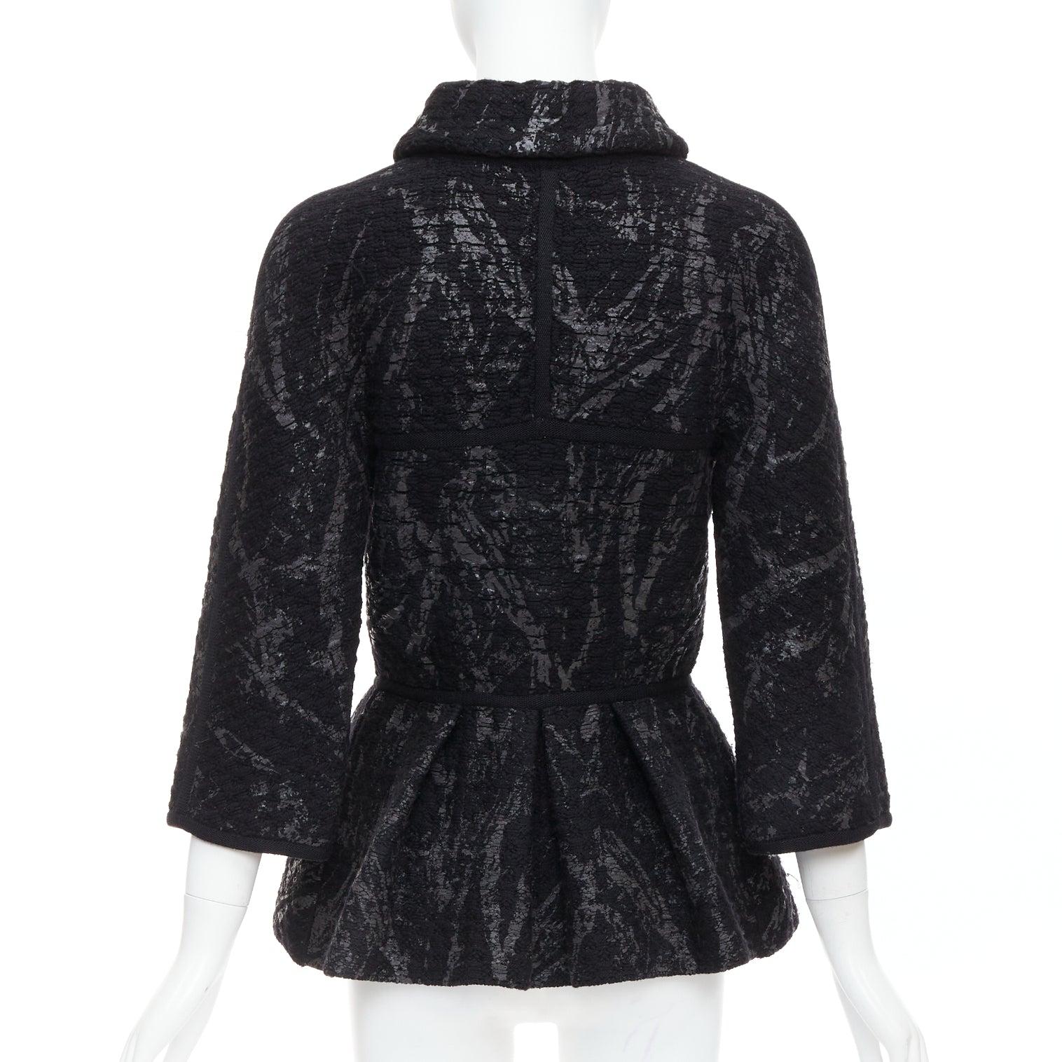 CHANEL 11A grau schwarz-schwarz lackiert Tweed CC quadratische Knöpfe peplum-Mantel FR38 M im Angebot 1