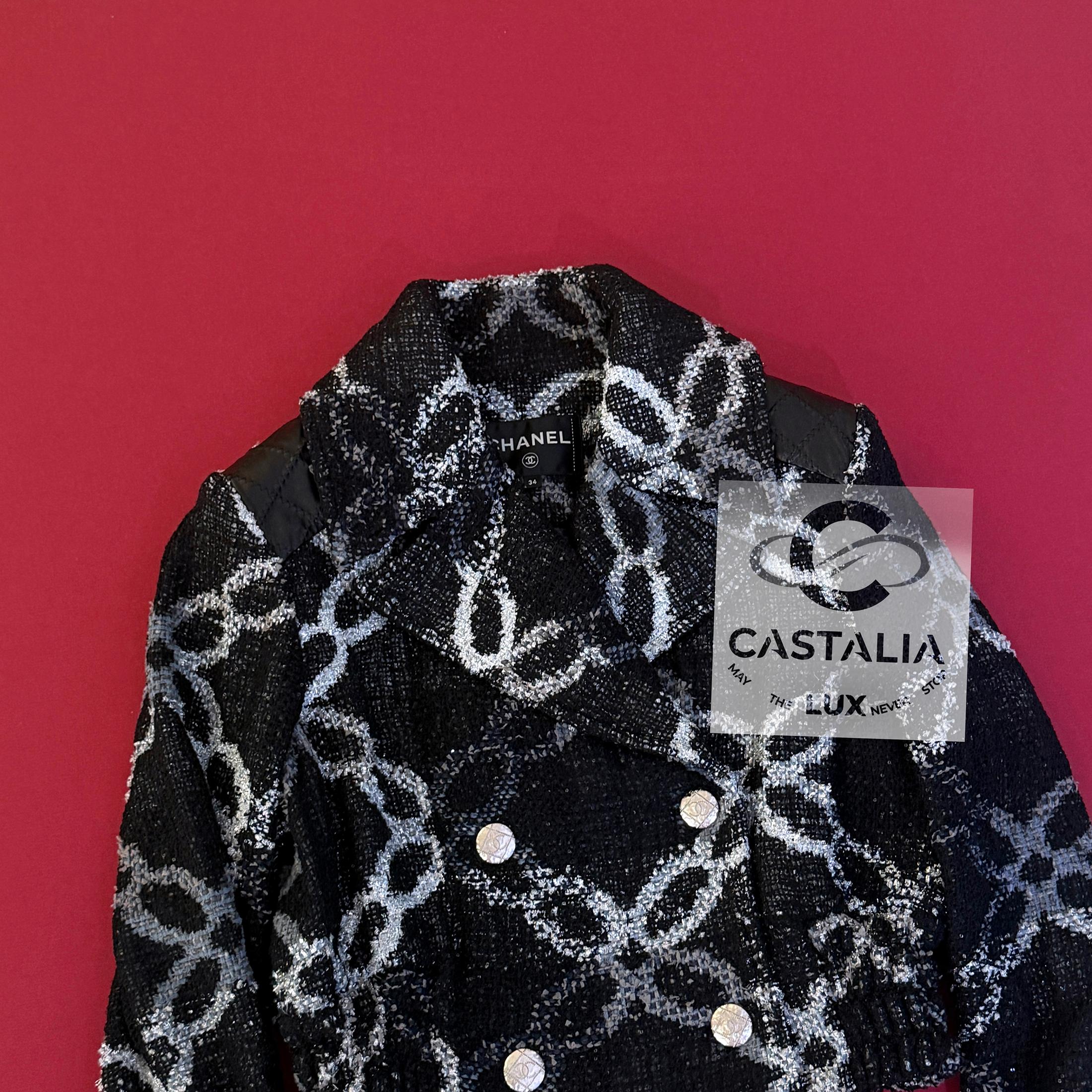 Chanel 11K$ Ad Campaigner Veste noire avec motif en maillons de chaîne 34 FR en vente 10