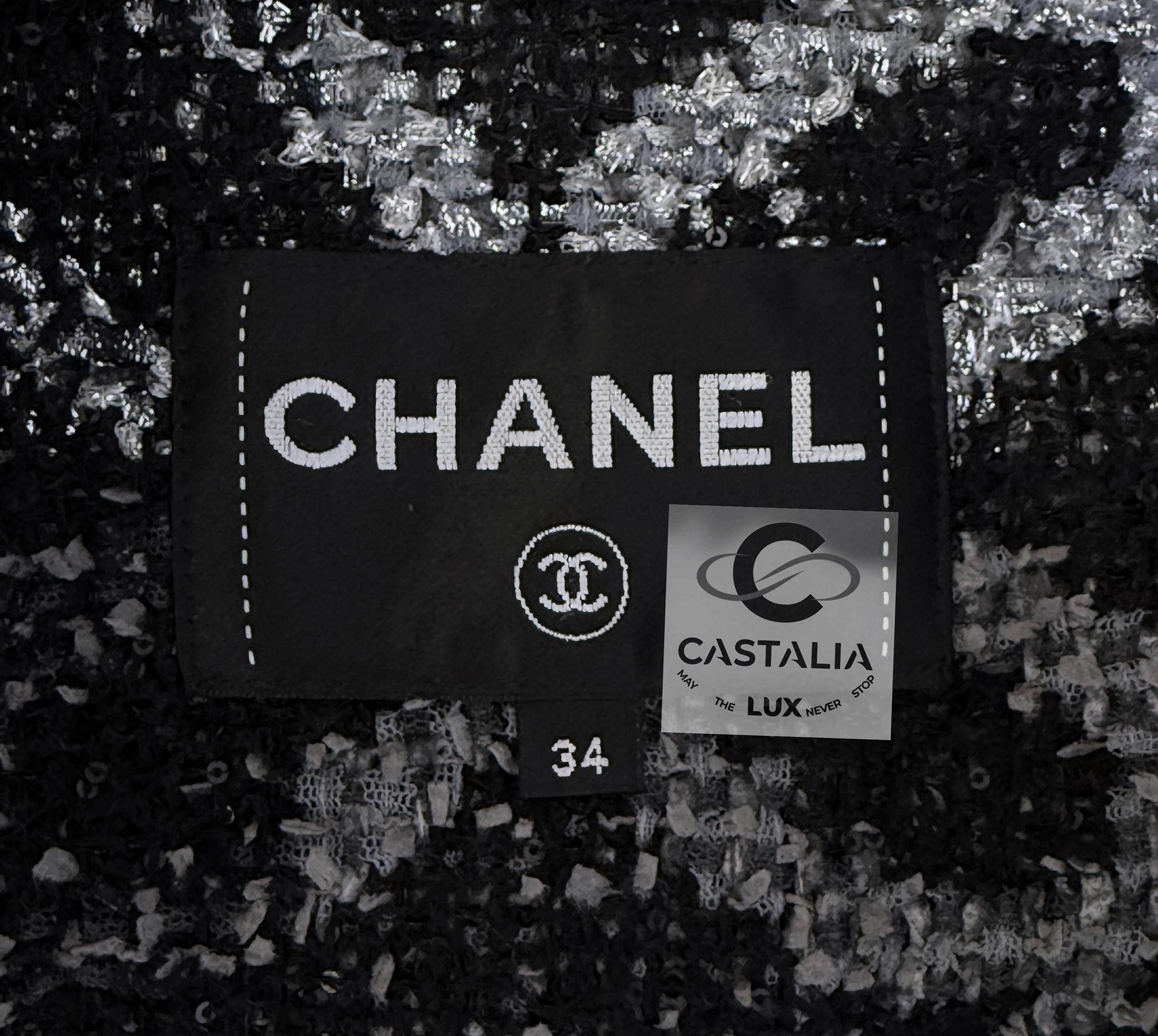 Chanel 11K$ Ad Campaigner Veste noire avec motif en maillons de chaîne 34 FR en vente 12
