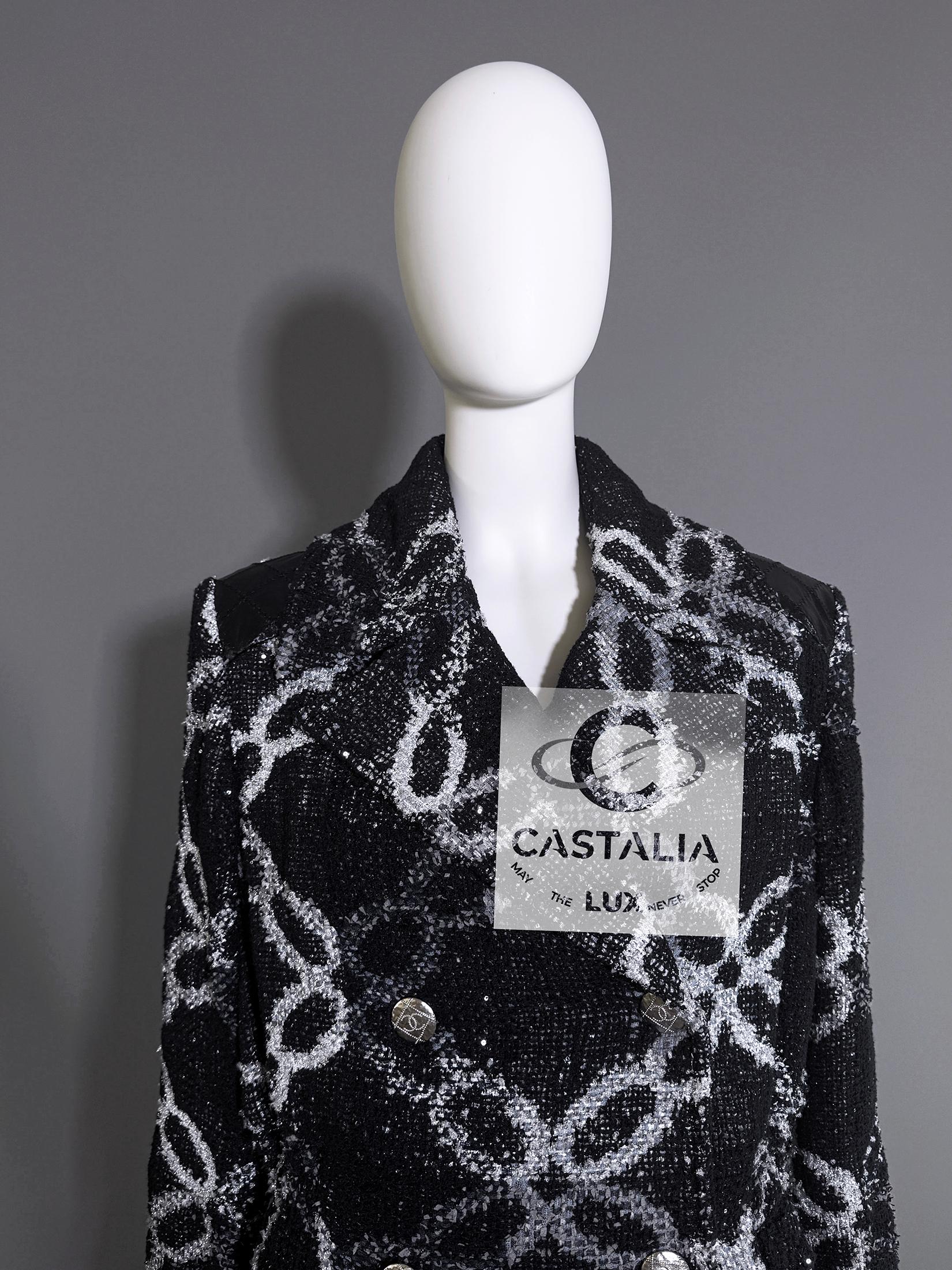 Chanel 11K$ Ad Campaigner Veste noire avec motif en maillons de chaîne 34 FR en vente 4