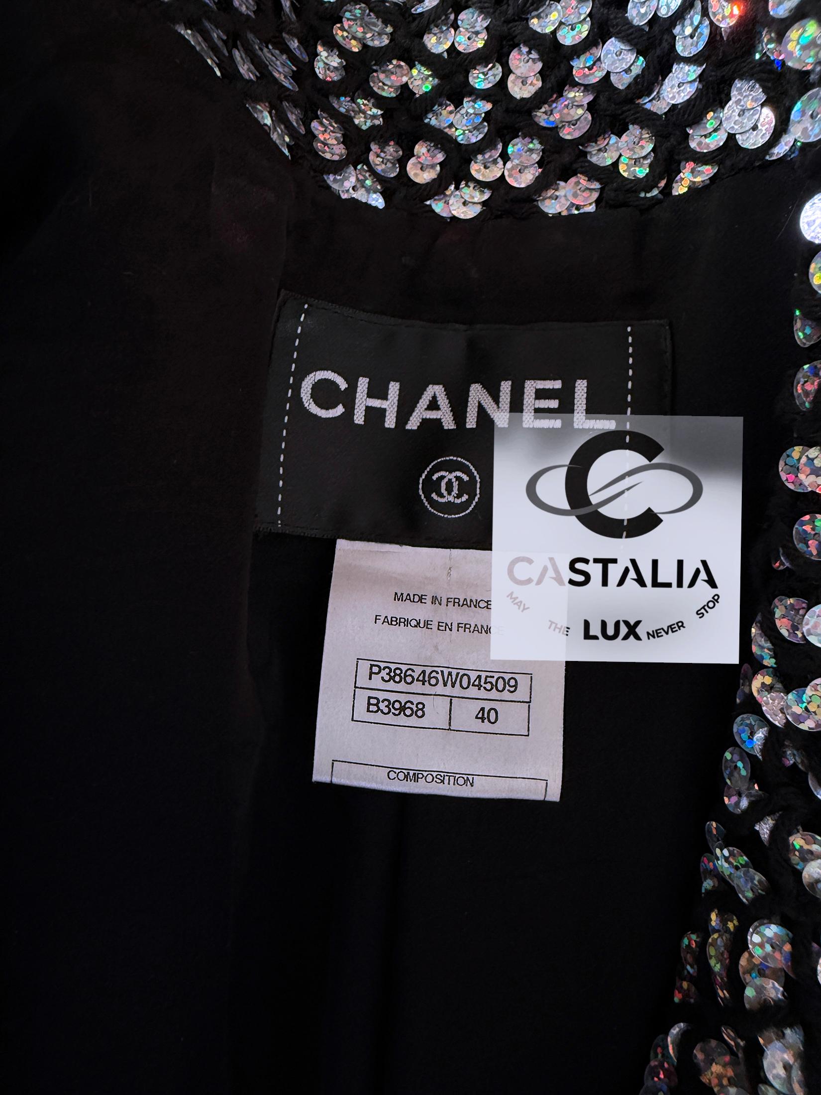 Giacca Chanel 11K$ in tweed nero con accenti di paillettes 40 FR in vendita 10