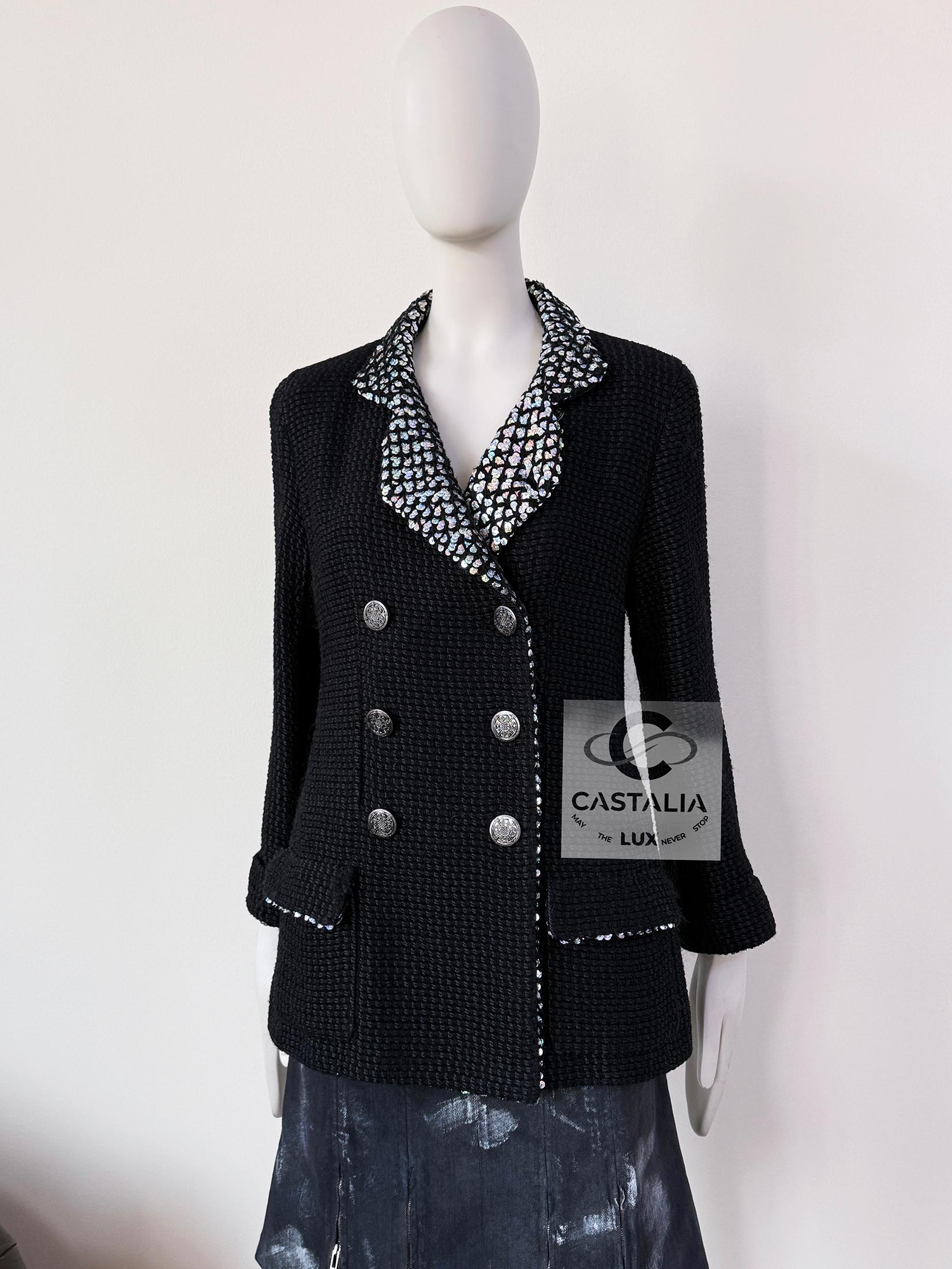 Chanel 11K$ Black Tweed Jacket with Sequin Accents 40 FR 2