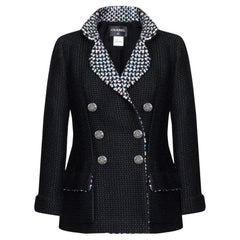 Chanel 11K$ Black Tweed Jacket with Sequin Accents 40 FR