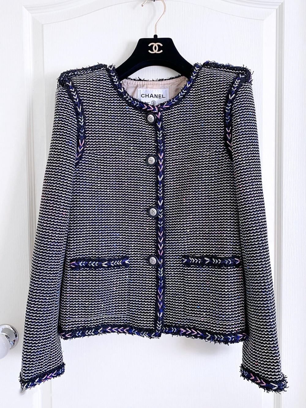Chanel 11K$ boutons CC Lesage Tweed Jacket 42 FR Excellent état - En vente à Dubai, AE