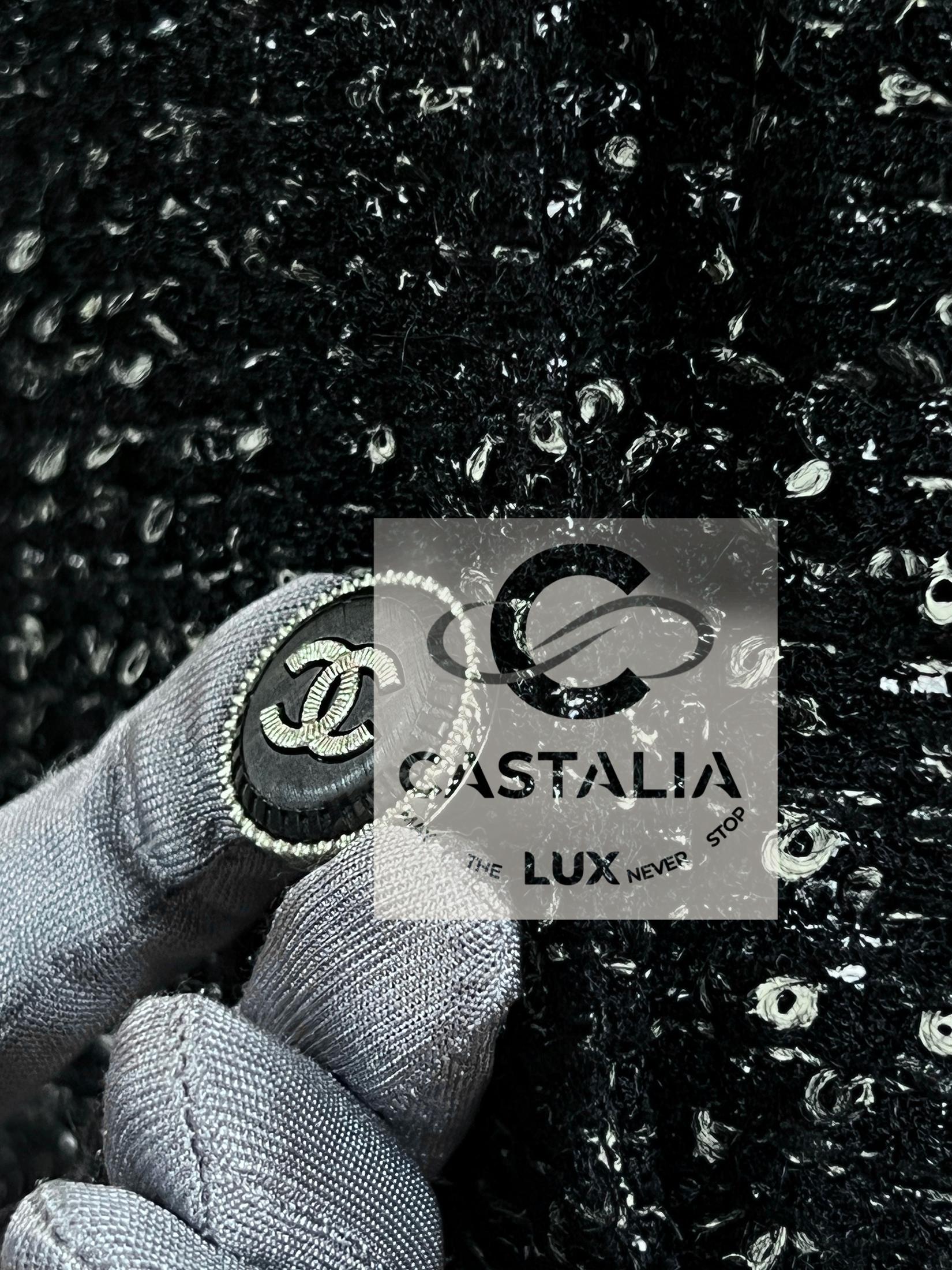 CHANEL 11K$ Collectional Anthrazit Bouclé Tweed Kleid im Angebot 5