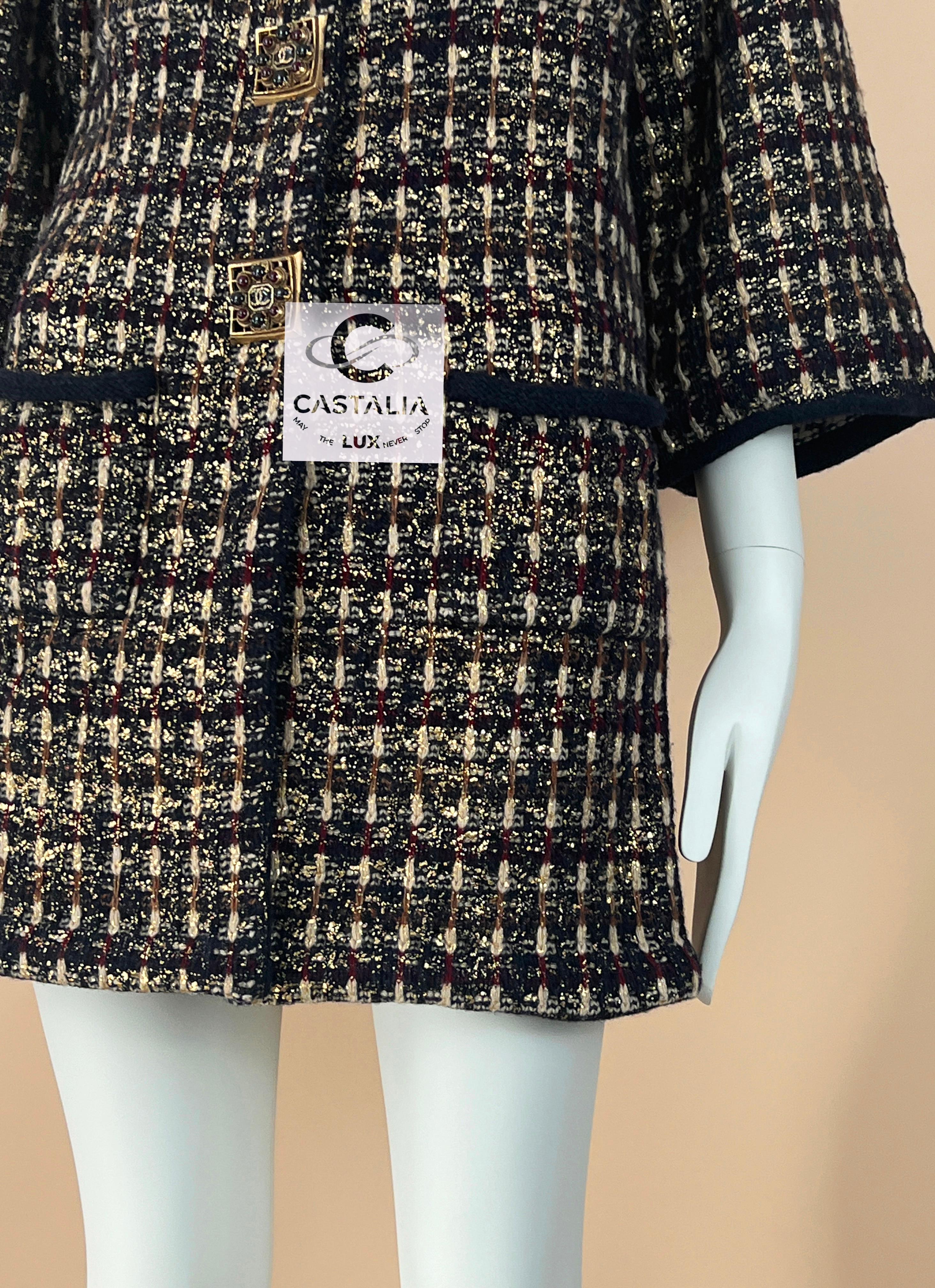 Chanel 11K$ Icónico París / Byzance CC Gripoix Botones Abrigo 36 FR en venta 10