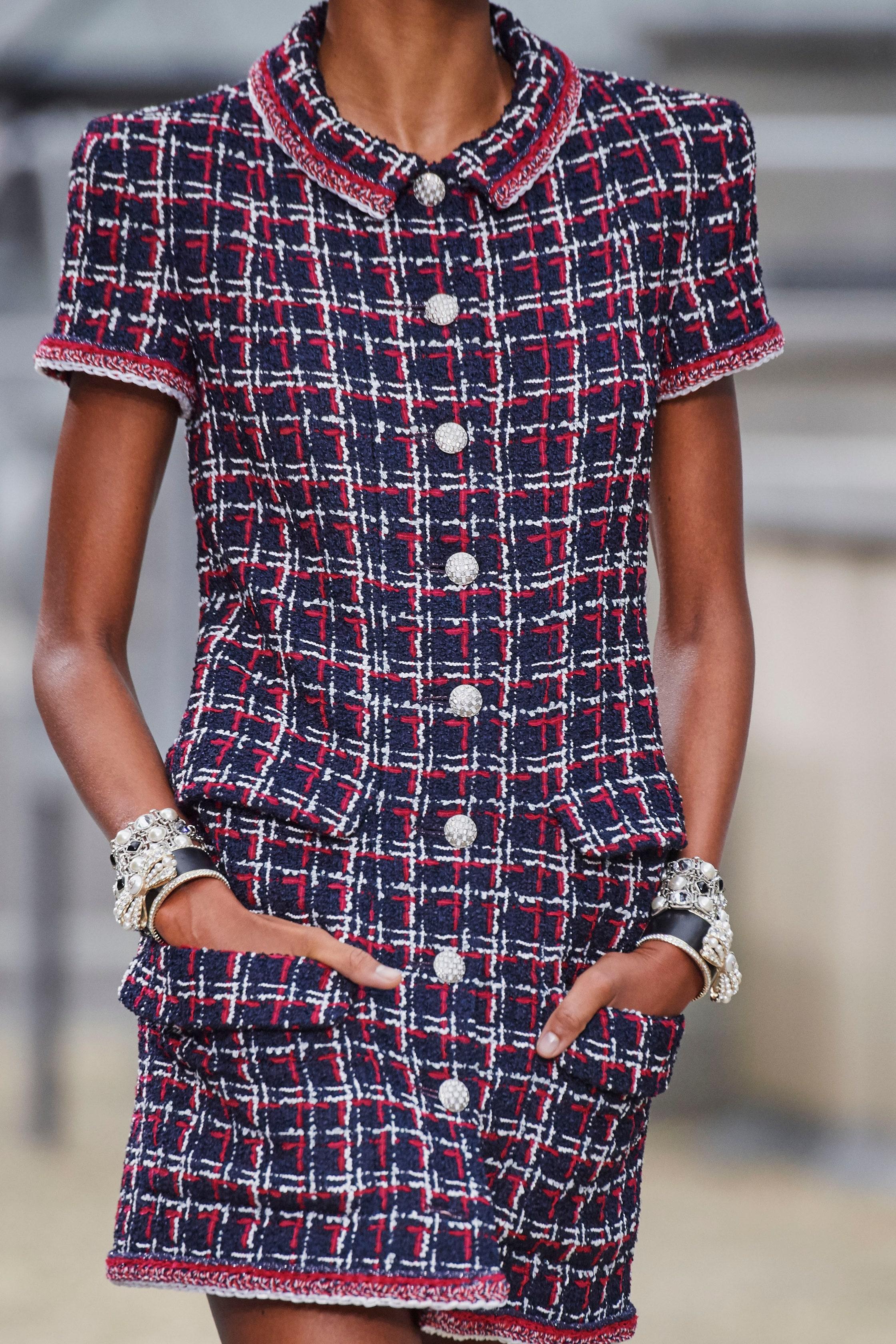 Chanel 11K$ Iconic Runway Tweed Dress 1