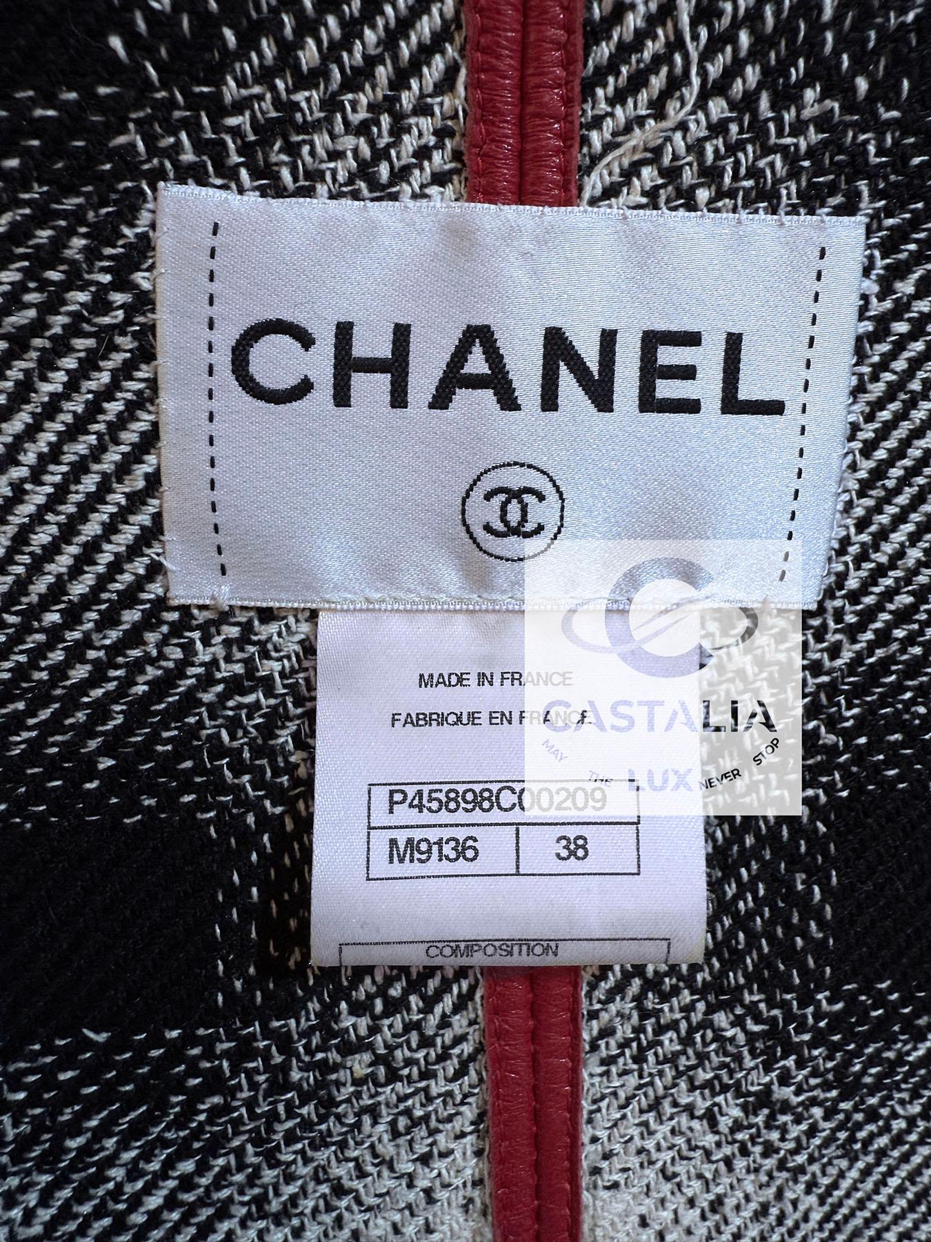 Chanel 11K$ Neu Karminrot Leder Visionär Mantel 38 FR im Angebot 9