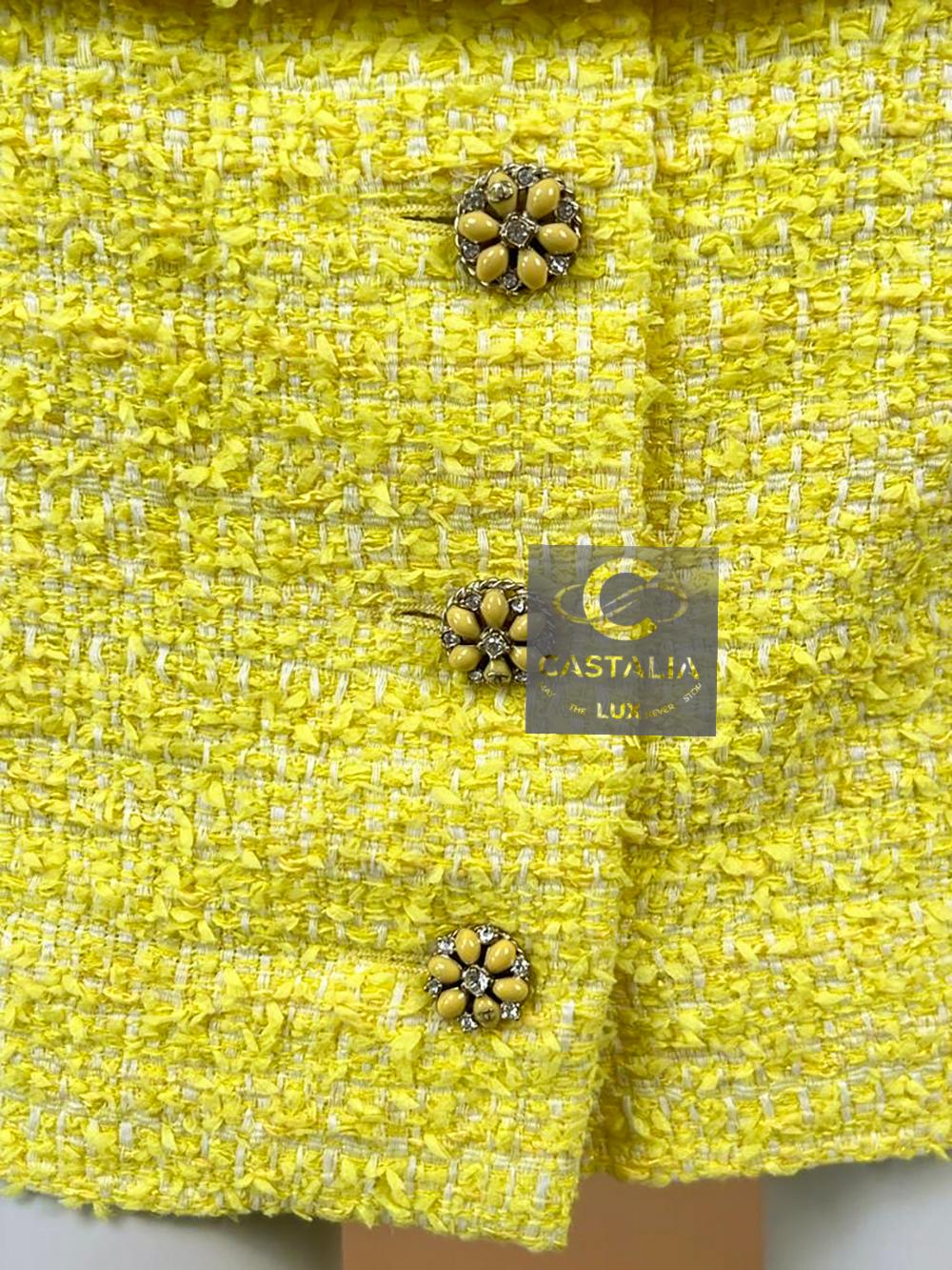 Chanel 11K$ New Iconic Yellow Tweed Dress with Belt 40 FR For Sale 10
