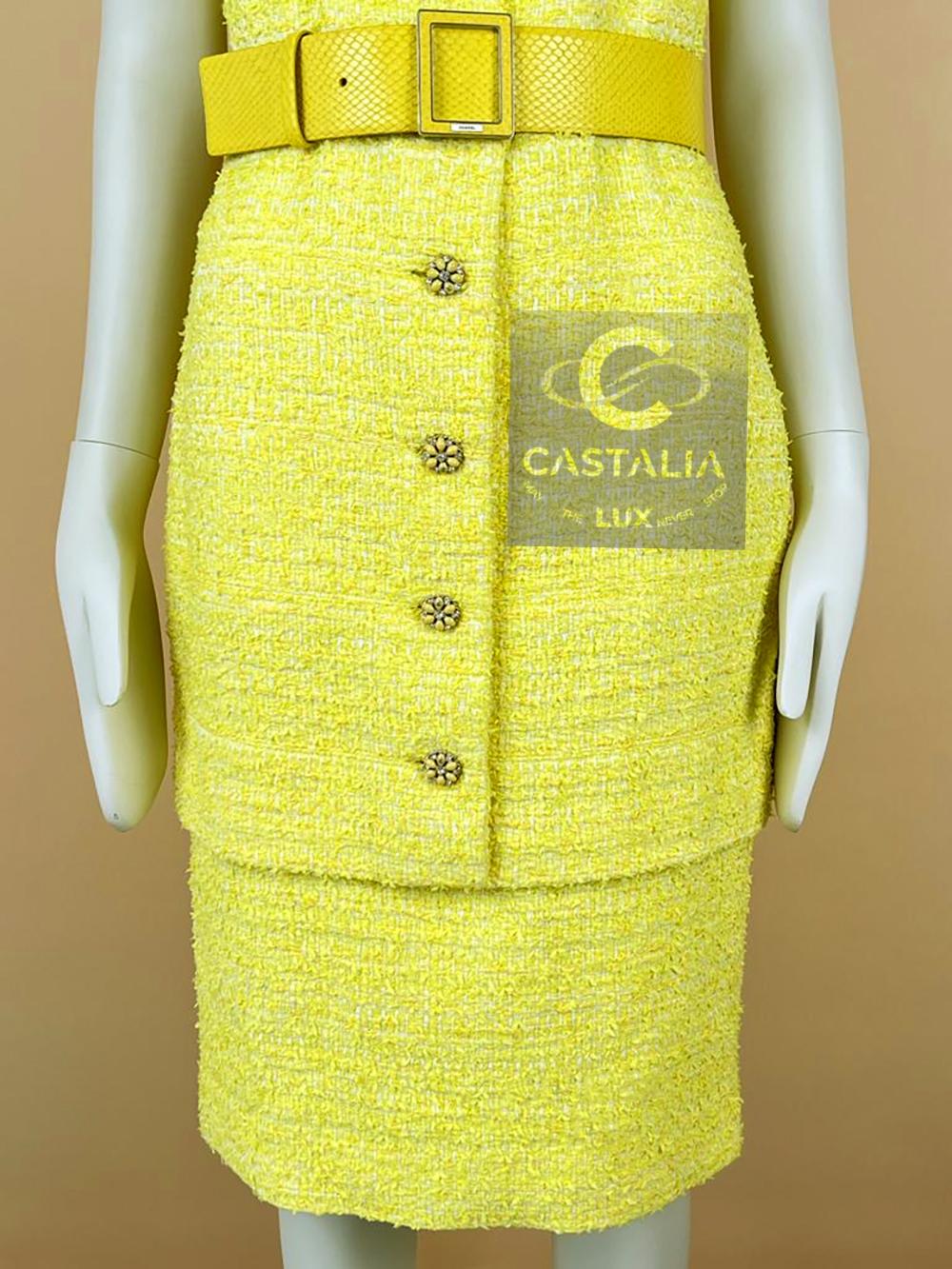Chanel 11K$ New Iconic Yellow Tweed Dress with Belt 40 FR For Sale 14
