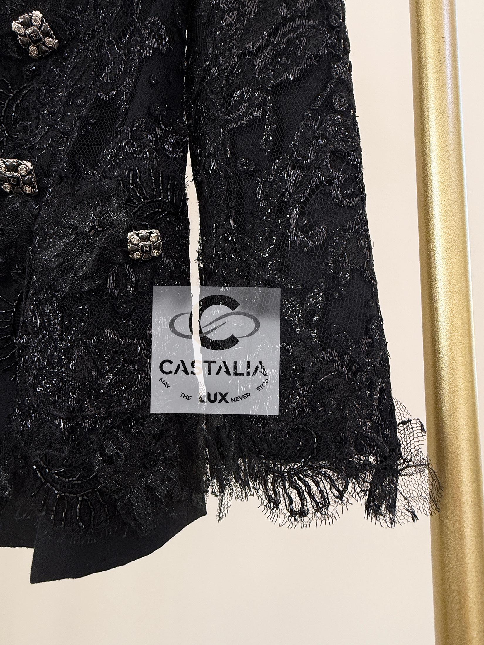 Chanel 11K$ New Lace & Embroidery Runway Jacket 34 FR 11