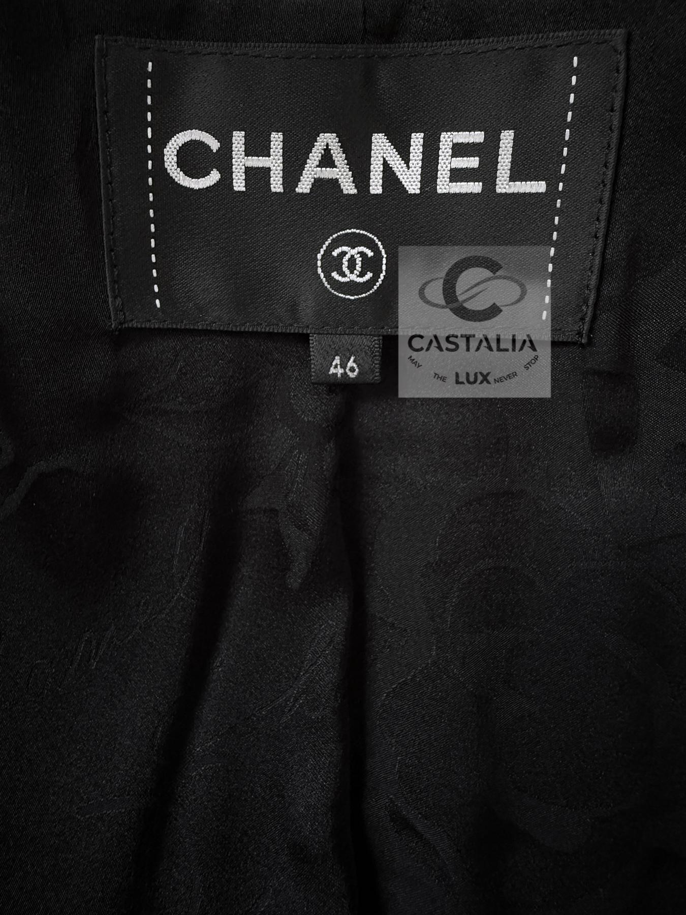 Chanel 11K$ Nuova Parigi / Amburgo Timeless Giacca in tweed nero 46 FR in vendita 11