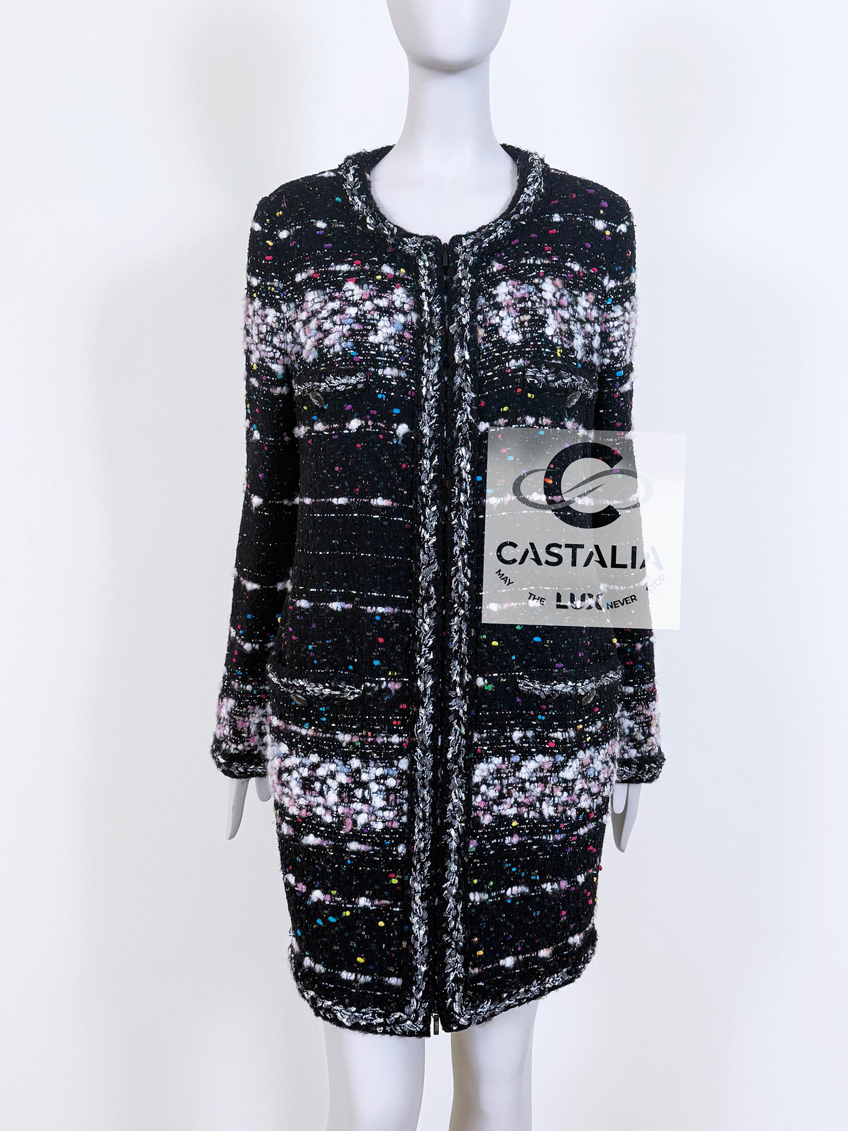 Chanel 11K$ New Supermarket Collection Black Tweed Coat 46 FR für Damen oder Herren im Angebot