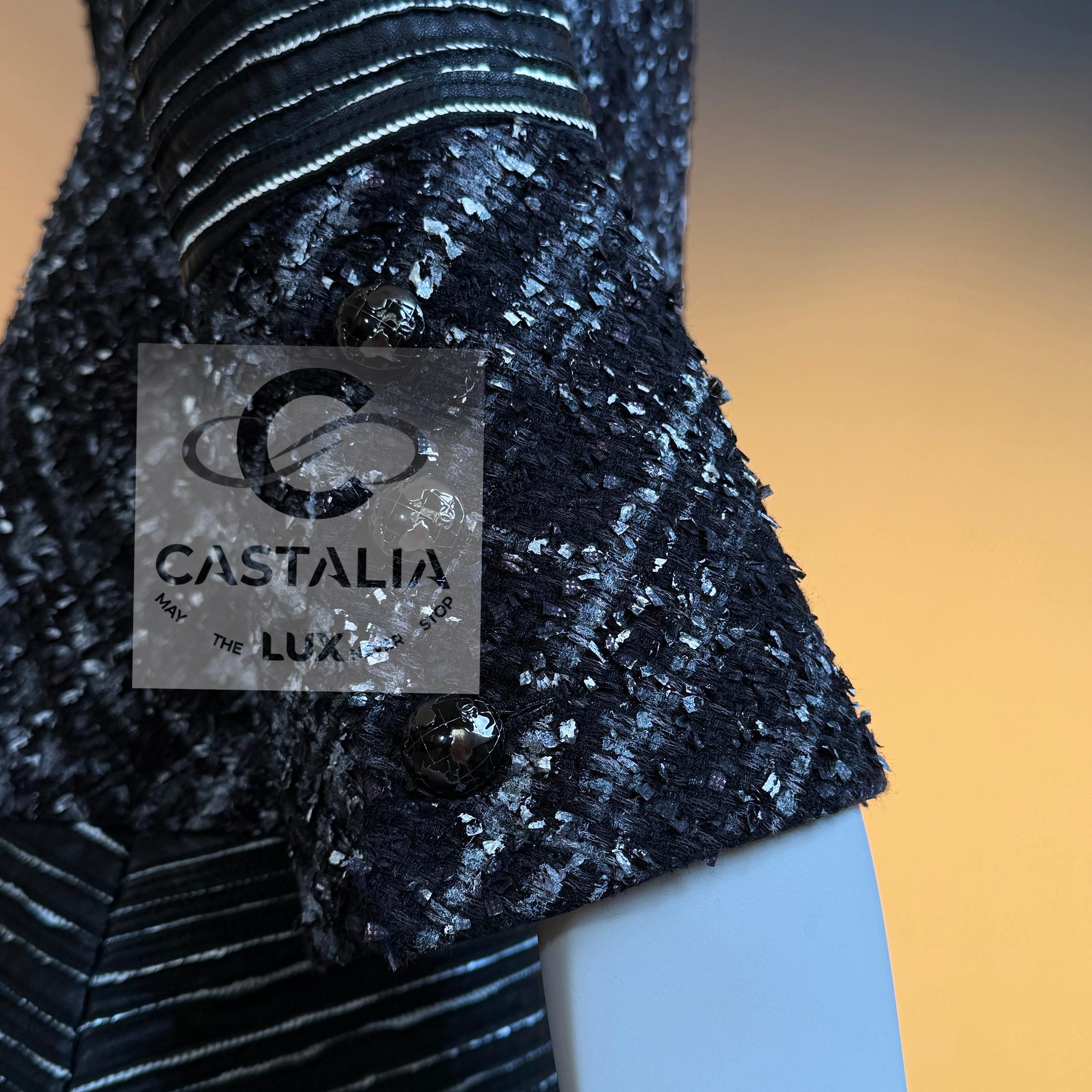 CHANEL 11K$ New Tweed und Leder Runway Kleid 34 FR im Angebot 7