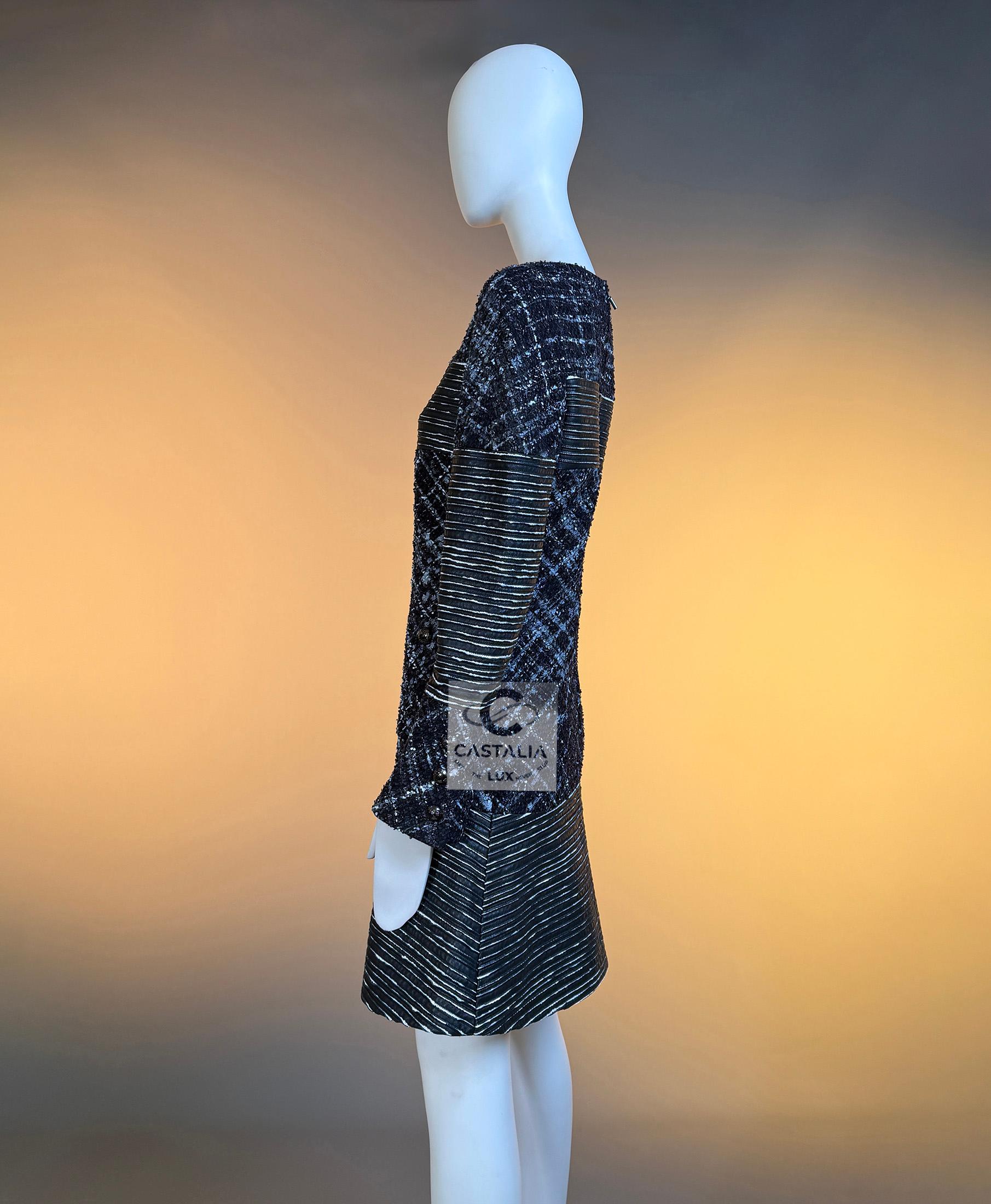 CHANEL 11K$ New Tweed und Leder Runway Kleid 34 FR im Angebot 8