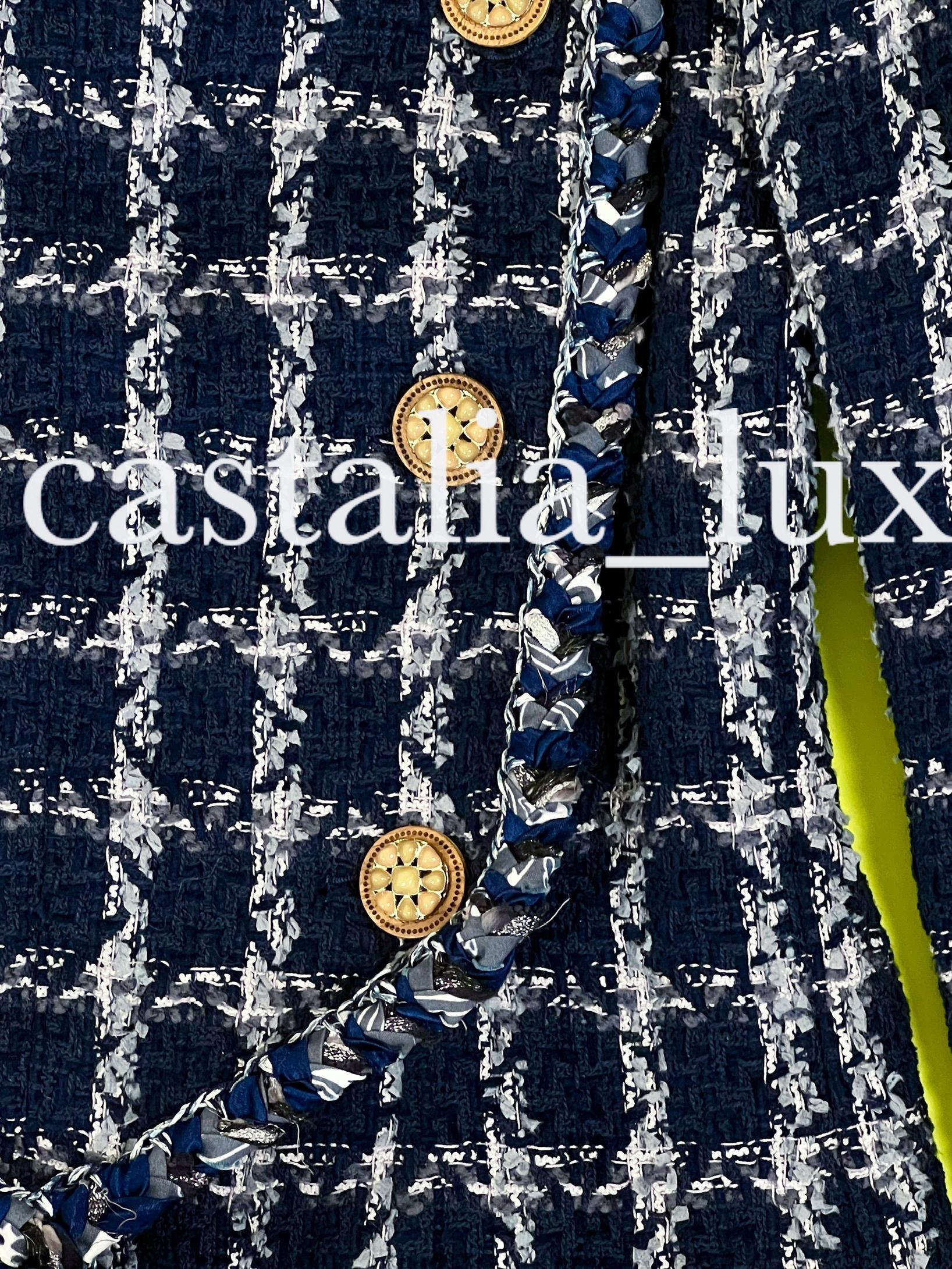 Chanel 11K$ Paris / Dallas Runway Tweed Jacket 1
