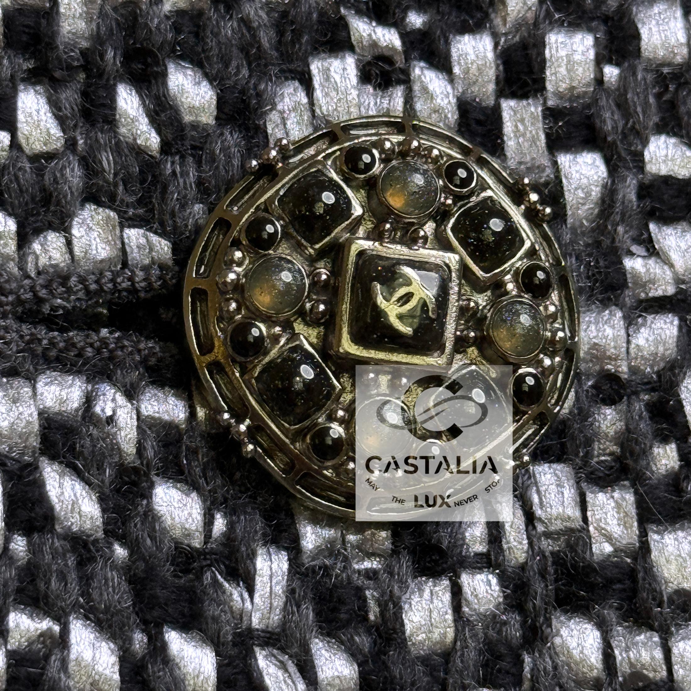 CHANEL 11K$ Rare Crossover Tweed Parka with Gripoix Buttons For Sale 6